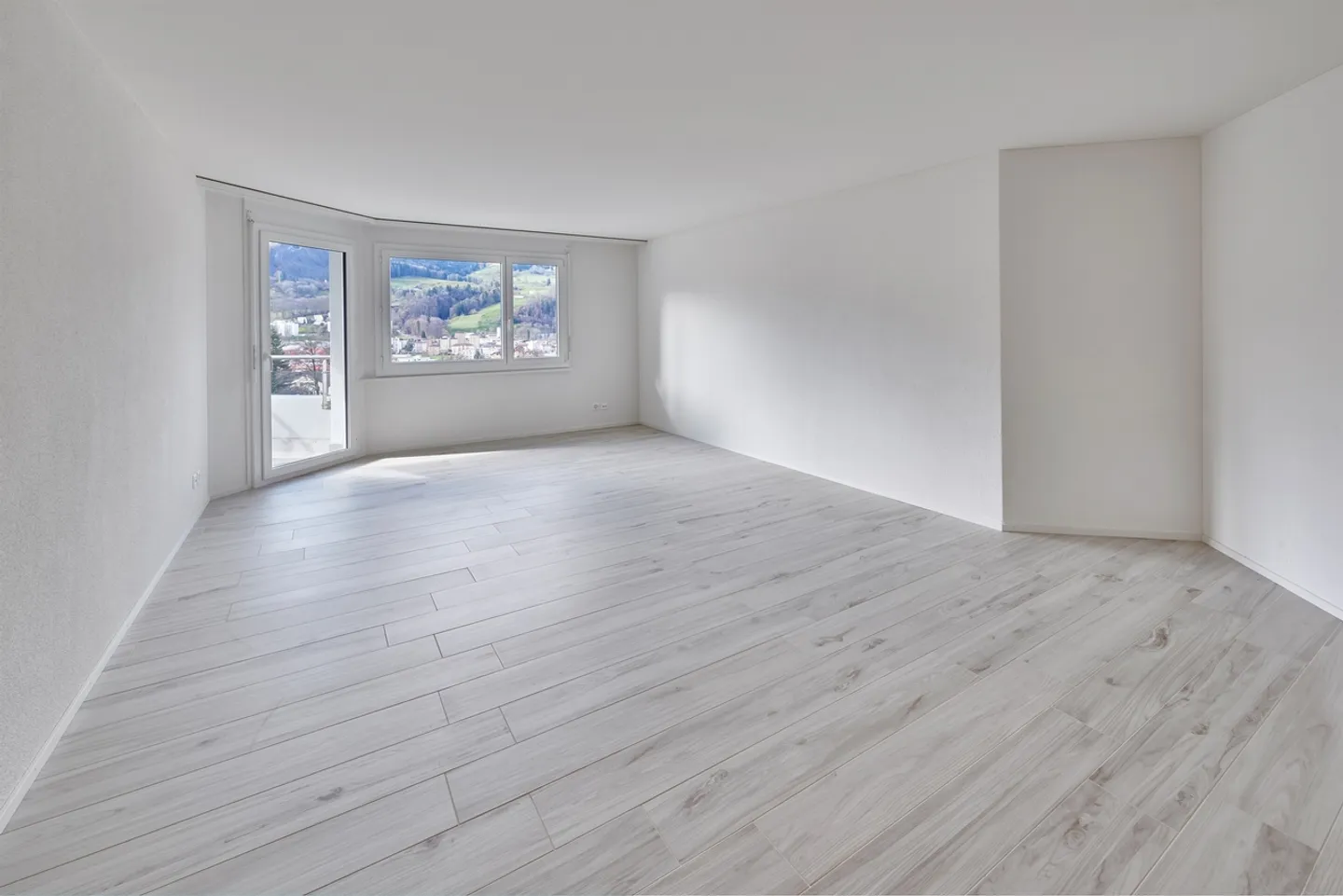 Modernes Apartment mit Pilatusblick - Foto 2 von 7