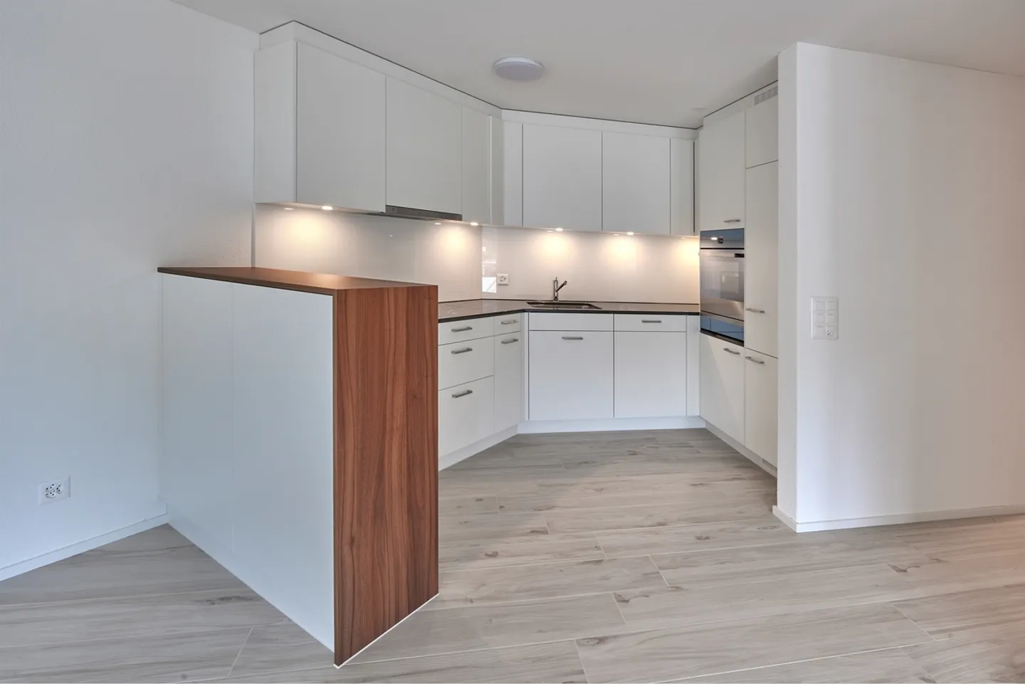 Modernes Apartment mit Pilatusblick - Foto 3 von 7