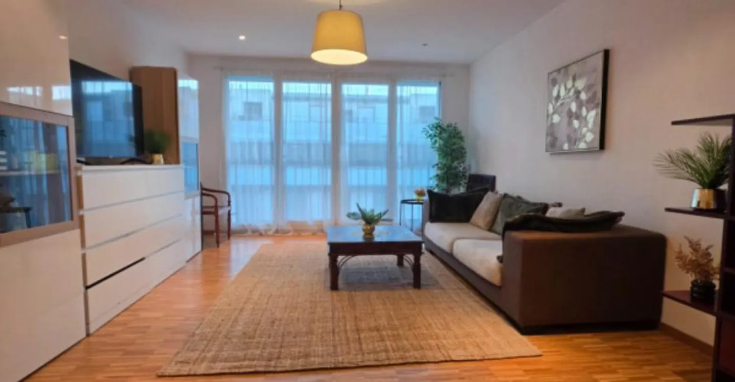 SUPERBE APPARTEMENT 4 PIÈCES MEUBLÉ VERSOIX - Photo 1 sur 8