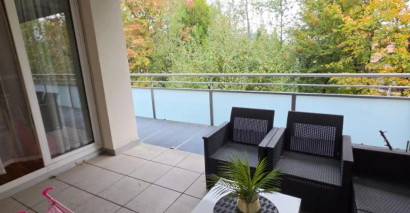SUPERBE APPARTEMENT 4 PIÈCES MEUBLÉ VERSOIX - Photo 4 sur 8