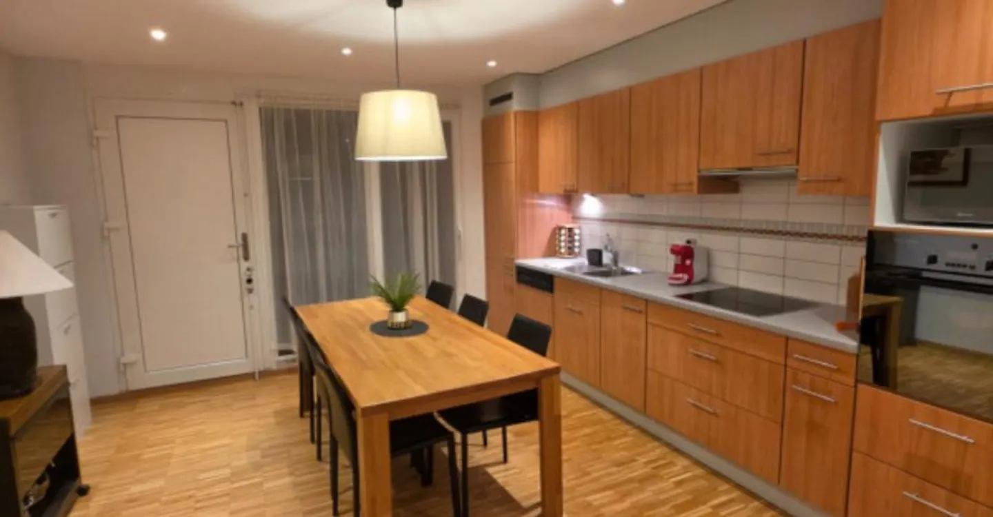 SUPERBE APPARTEMENT 4 PIÈCES MEUBLÉ VERSOIX - Photo 2 sur 8