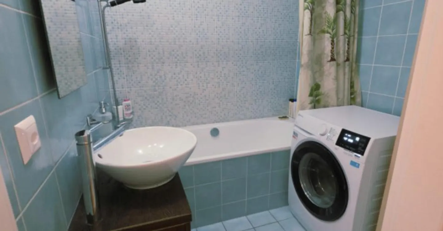 SUPERBE APPARTEMENT 4 PIÈCES MEUBLÉ VERSOIX - Photo 8 sur 8