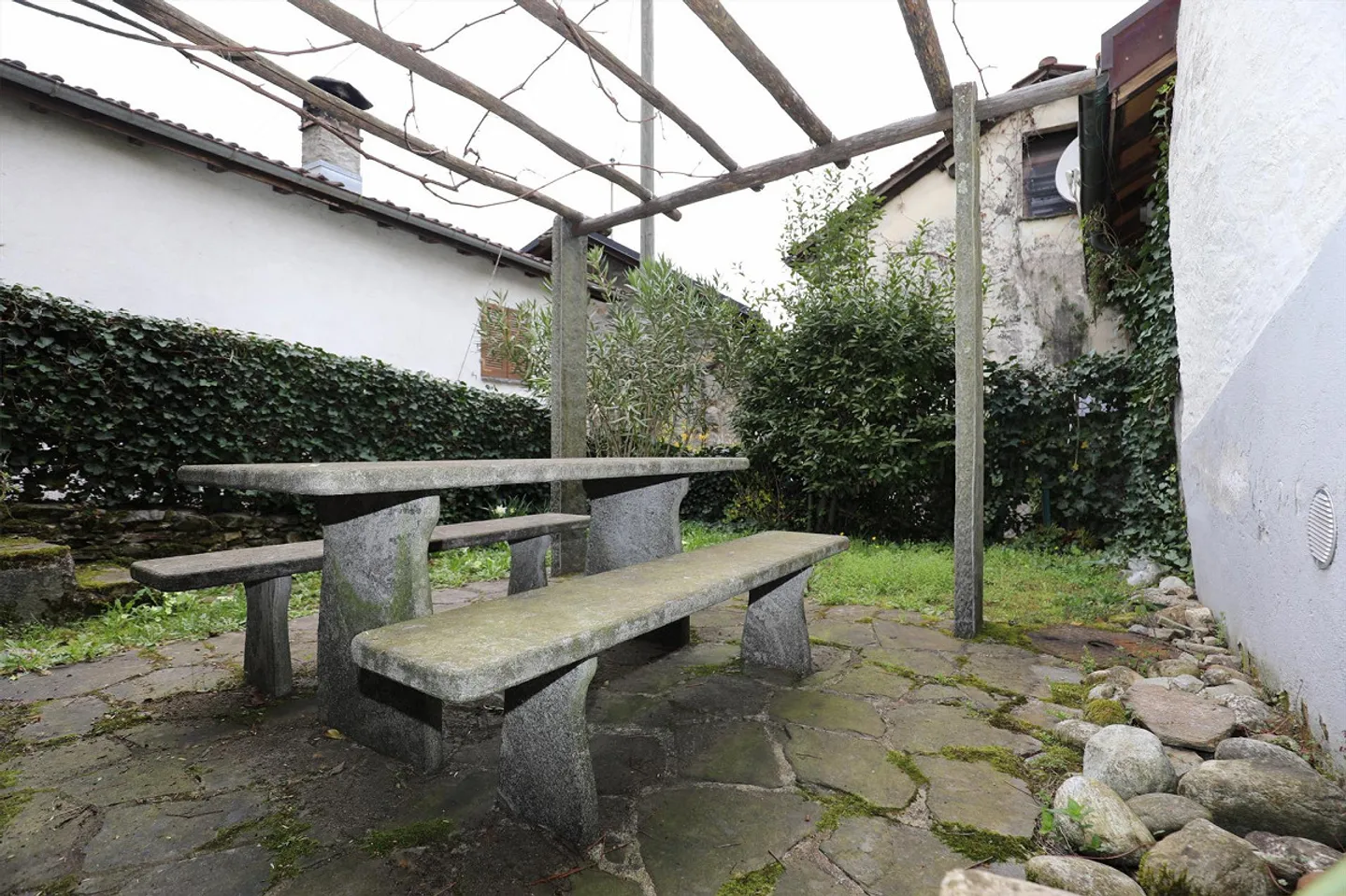 Casa unifamiliare nel centro del paese di Fosano in posizione tranquilla - Foto 15 di 16