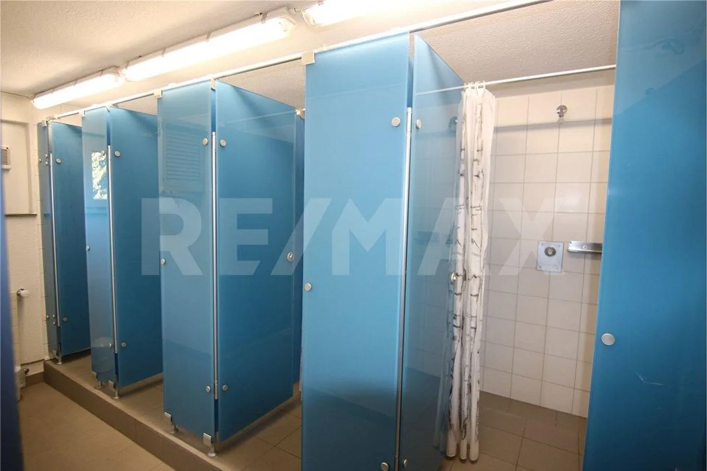 Casa per ospiti e proprietà multifunzionale nel cuore della zona turistica di Lenzerheide - Foto 13 di 13
