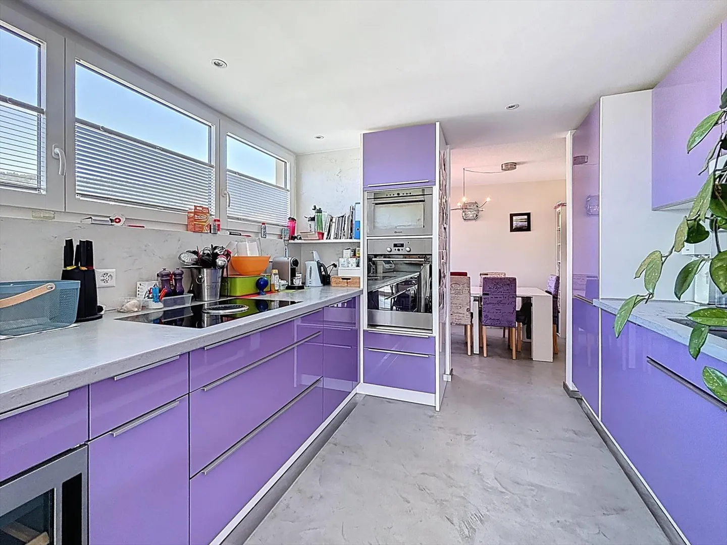 Un nid d'aigle - Bel appartement en attique à Couvet - Photo 4 sur 10