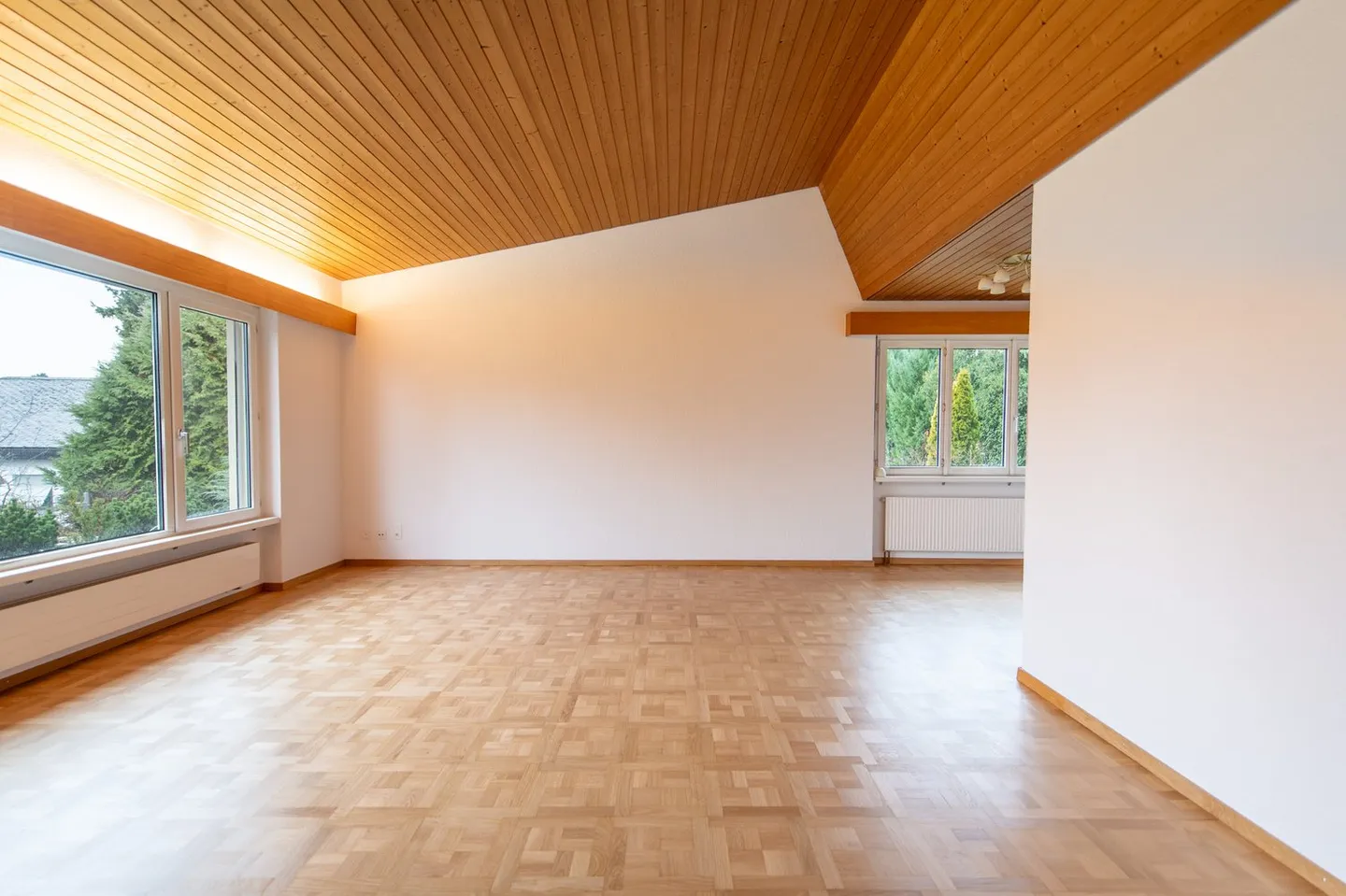 Emménager & Se Sentir Bien : Maison Individuelle Lumineuse de 4.5 Pièces à Bettlach - Photo 2 sur 24