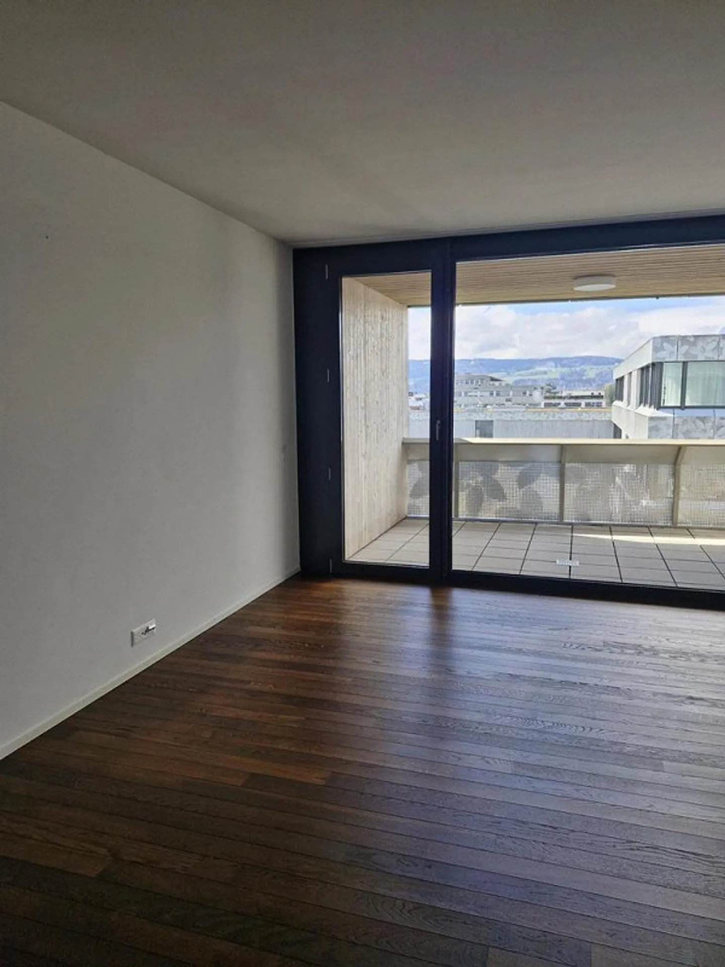 Moderne Wohnung in Uster - Foto 3 von 7