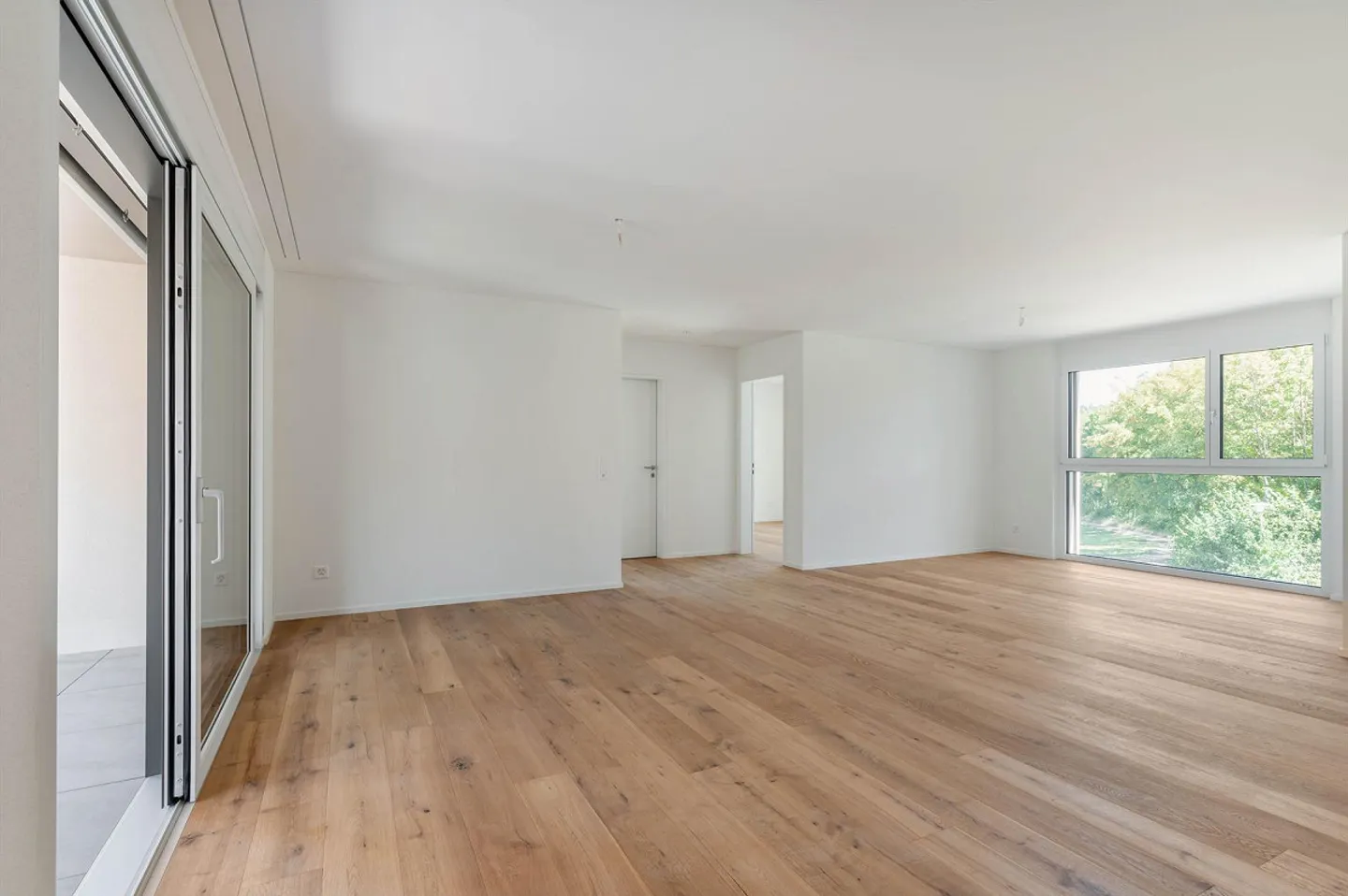 Ultimo appartamento di 3,5 stanze - VISITA ORA - Foto 2 di 10