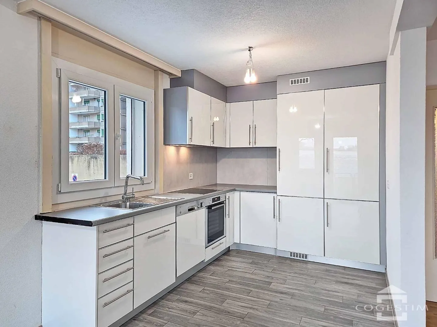 2.5 Room Apartment - Photo 6 of 10