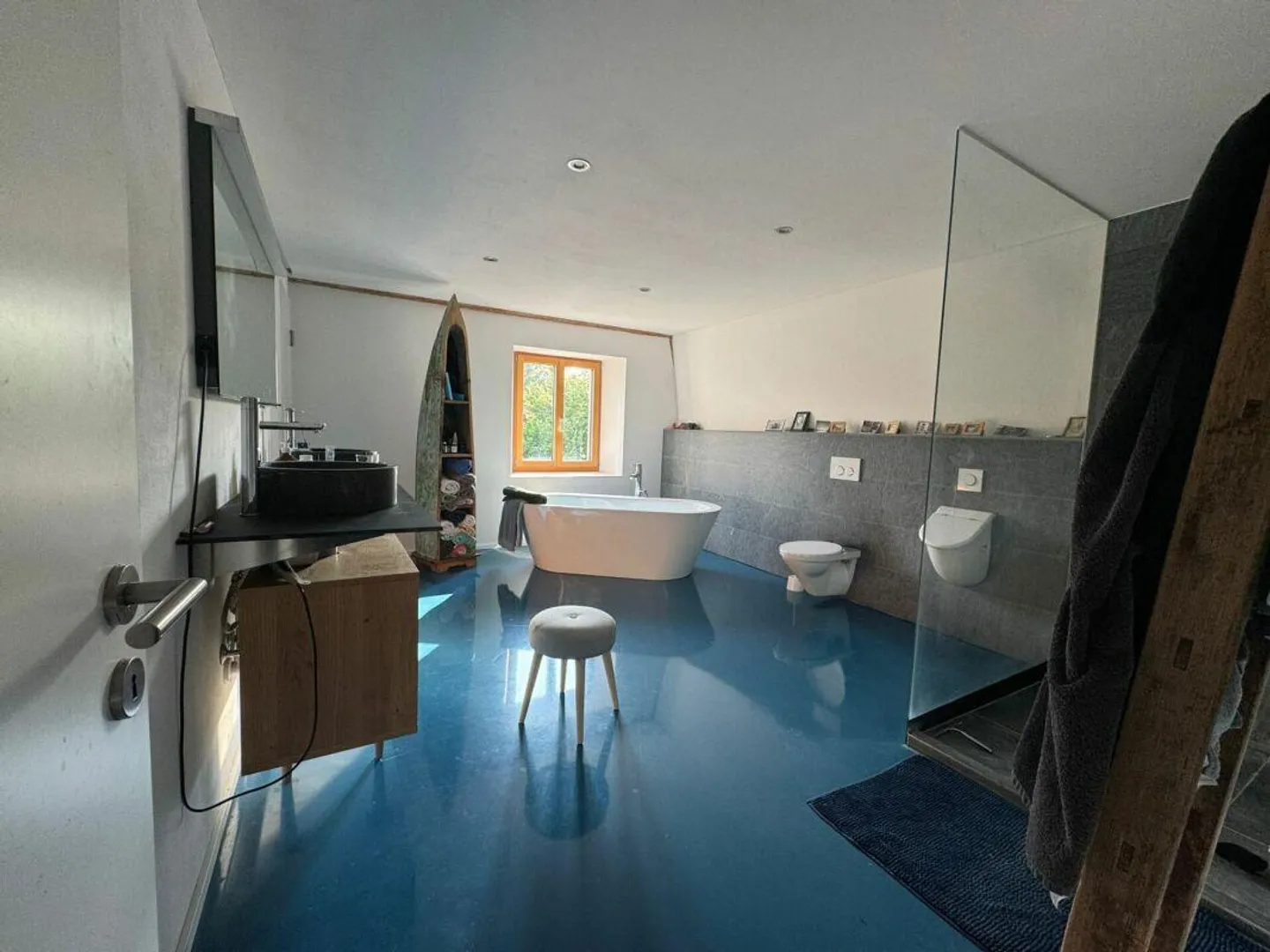 Spacious 4.5-room house with loft character and view of greenery - Photo 12 of 17