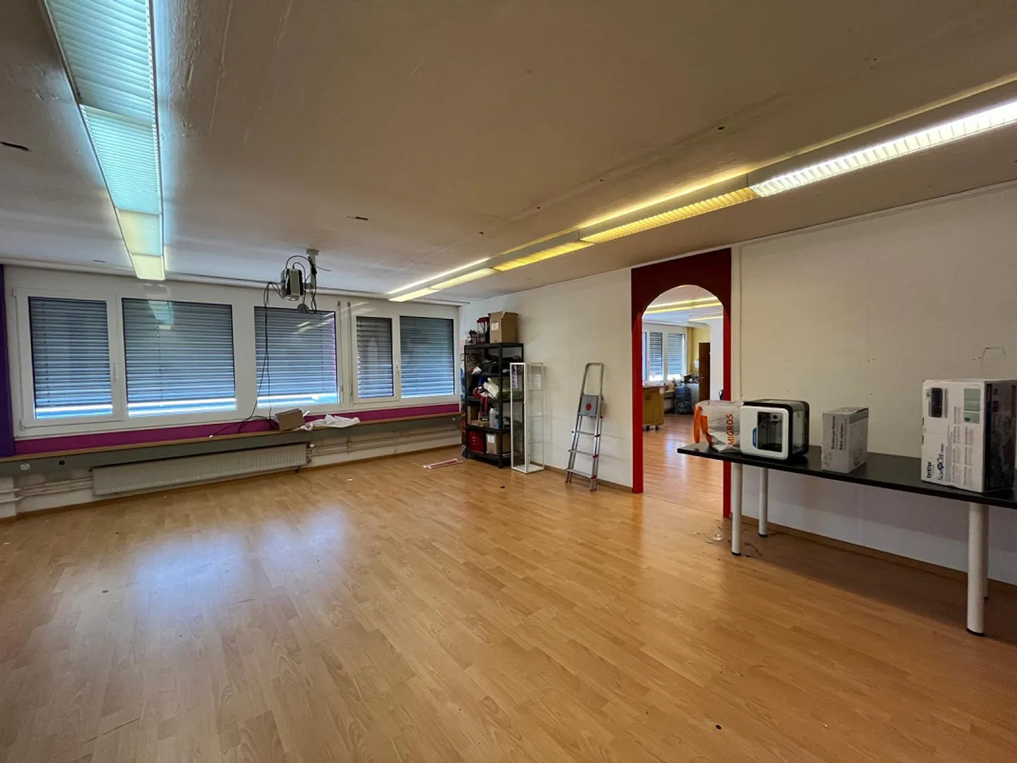 Deux bureaux lumineux à louer - Photo 3 sur 4