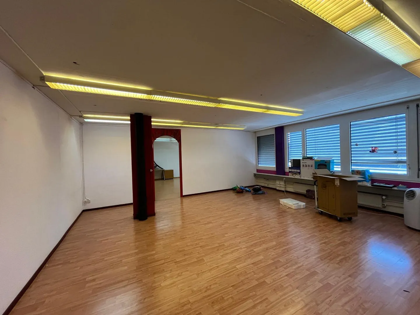 Deux bureaux lumineux à louer - Photo 4 sur 4