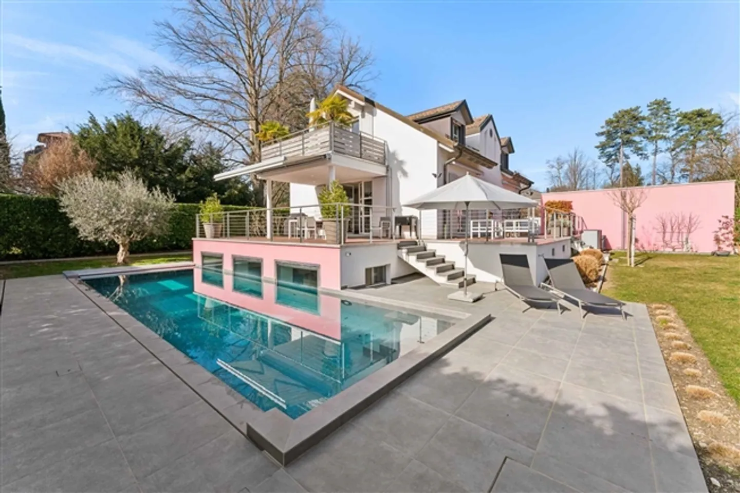 Detached Villa in Chêne-Bougeries - Photo 3 of 3