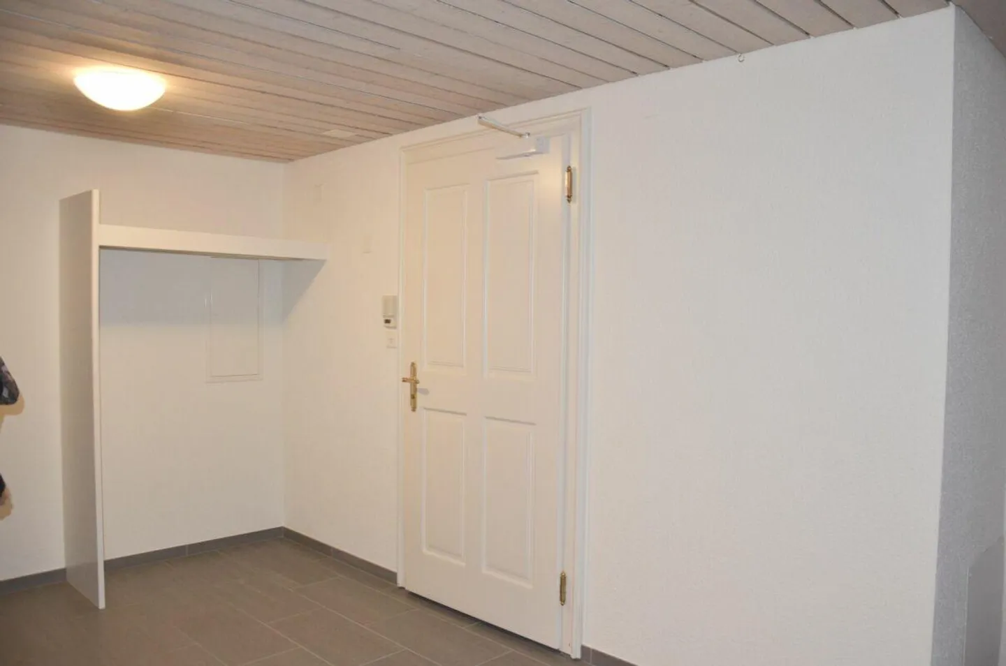 Living in the historic town of Lichtensteig! - Photo 9 of 10