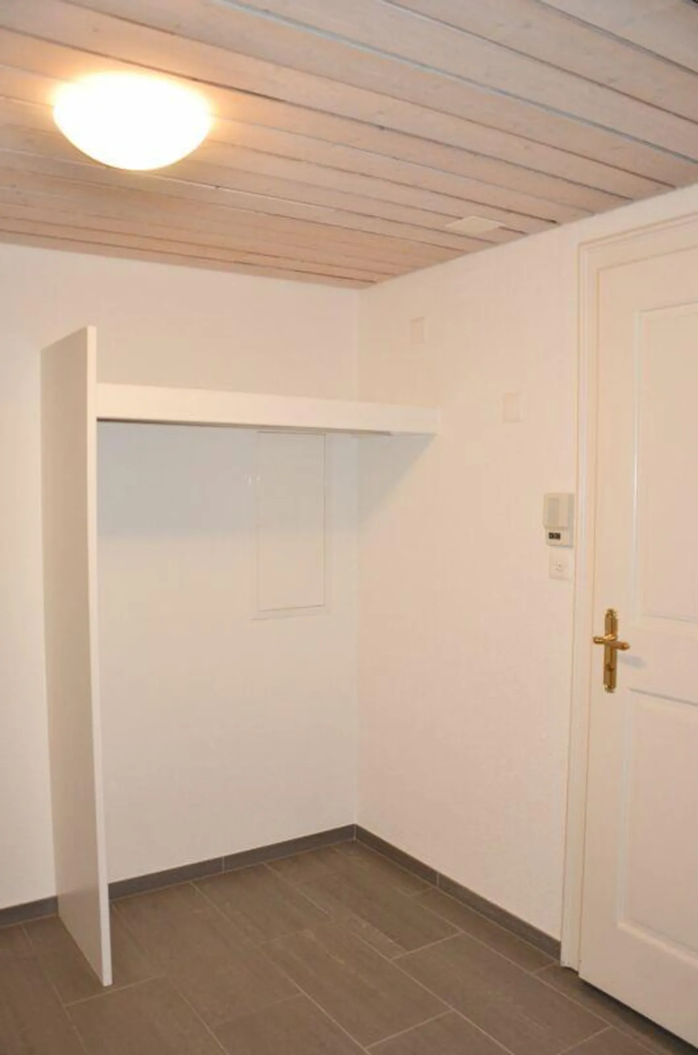 Living in the historic town of Lichtensteig! - Photo 10 of 10