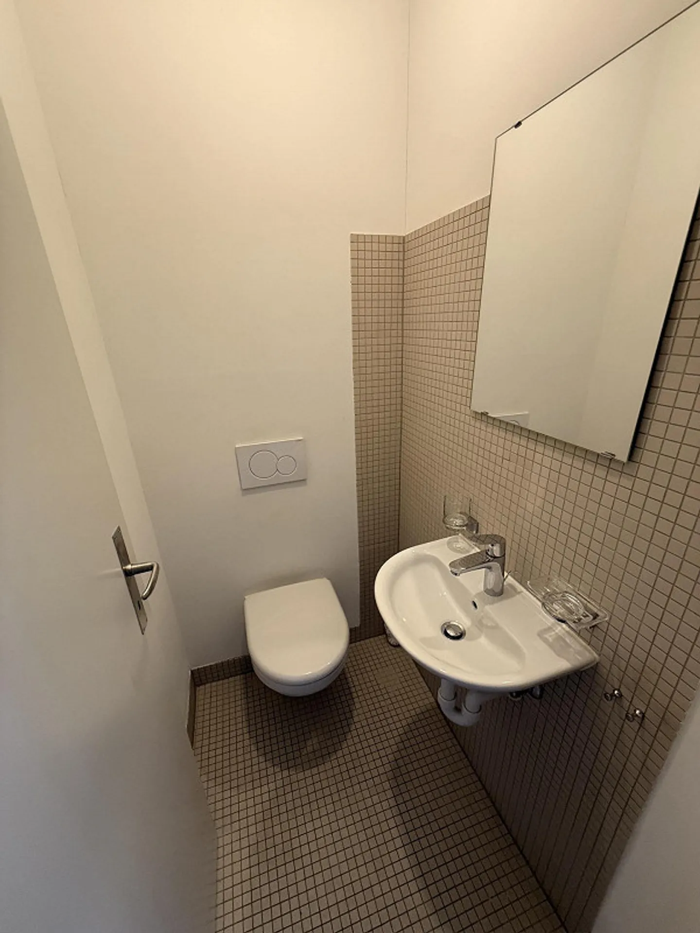 Cozy 3-room apartment with balcony - Photo 6 of 7
