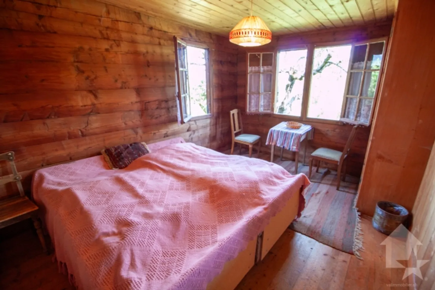 Authentic Valaisan chalet 6 minutes from the Veysonnaz ski slopes - Photo 15 of 20
