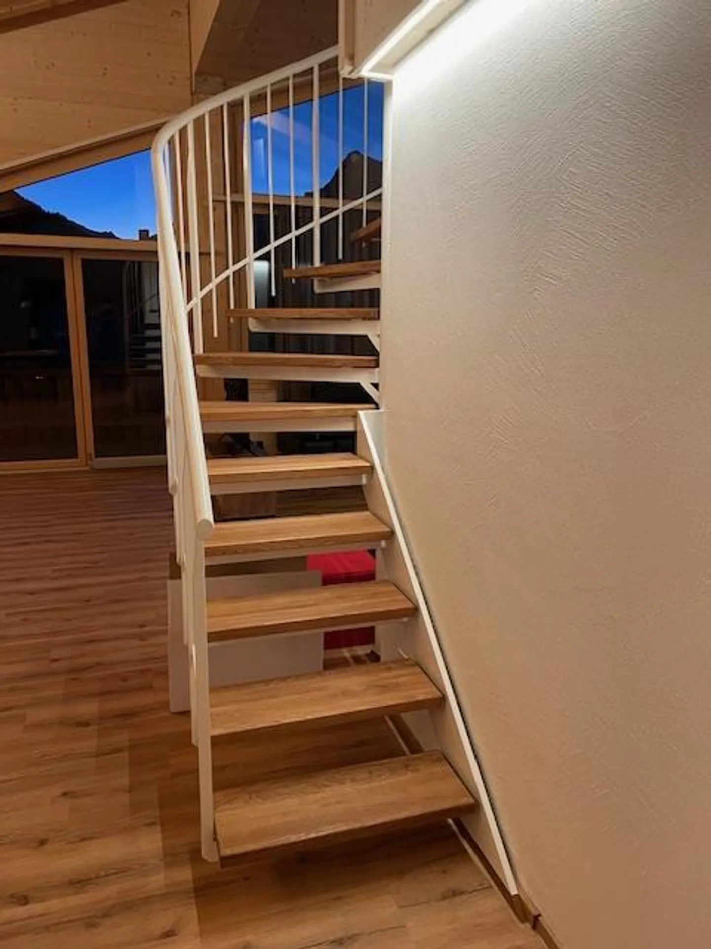 Appartement spacieux avec balcon - Photo 3 sur 7