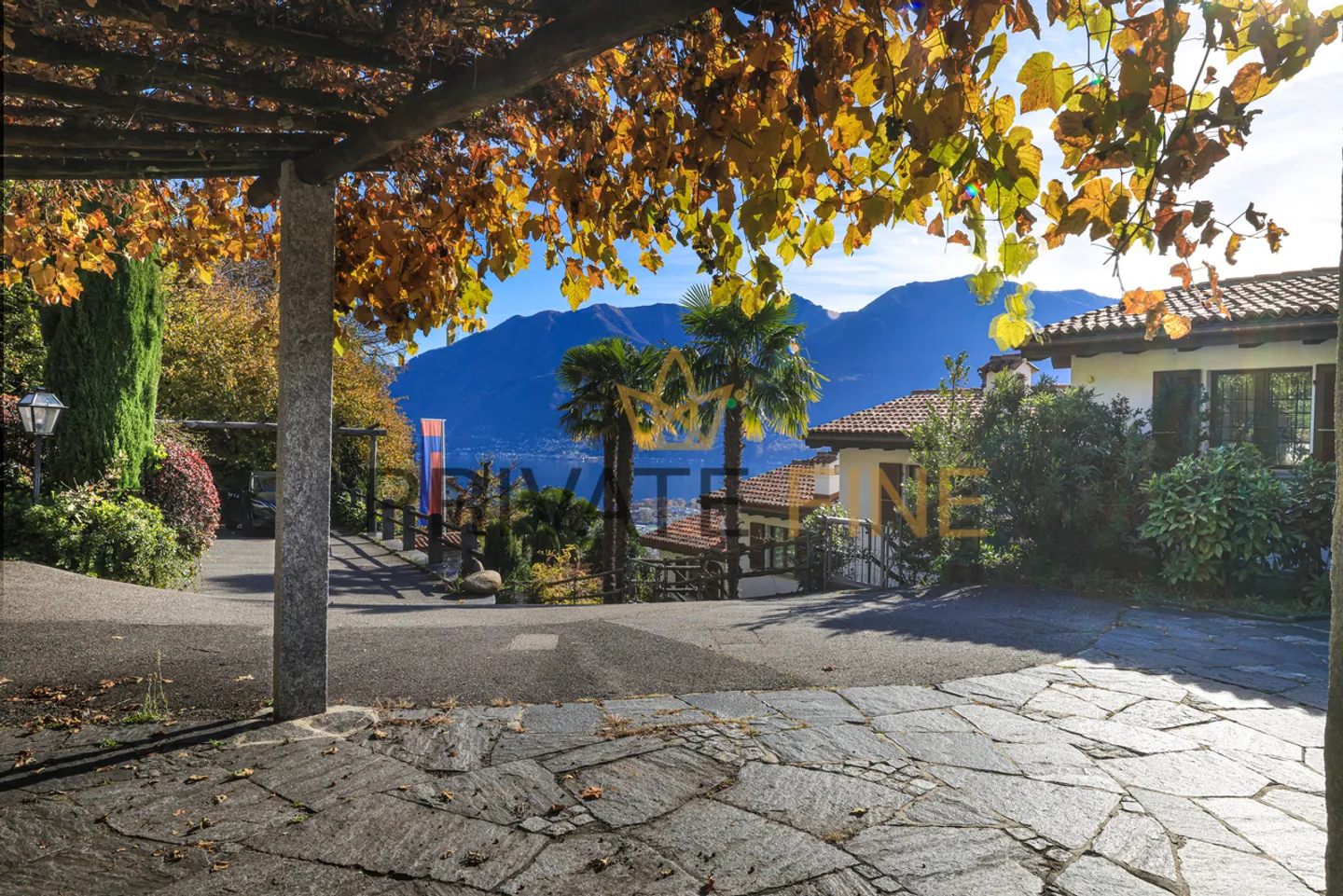 Casa a schiera in vendita - Foto 2 di 17