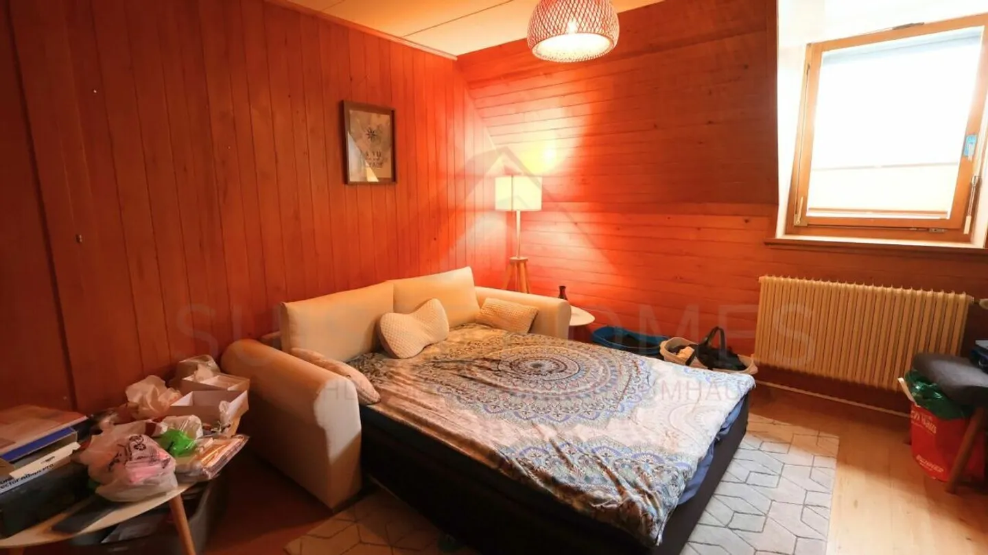 Bâtiment résidentiel et commercial attrayant avec restaurant et opportunités de développement à Plaffeien - Photo 20 sur 29