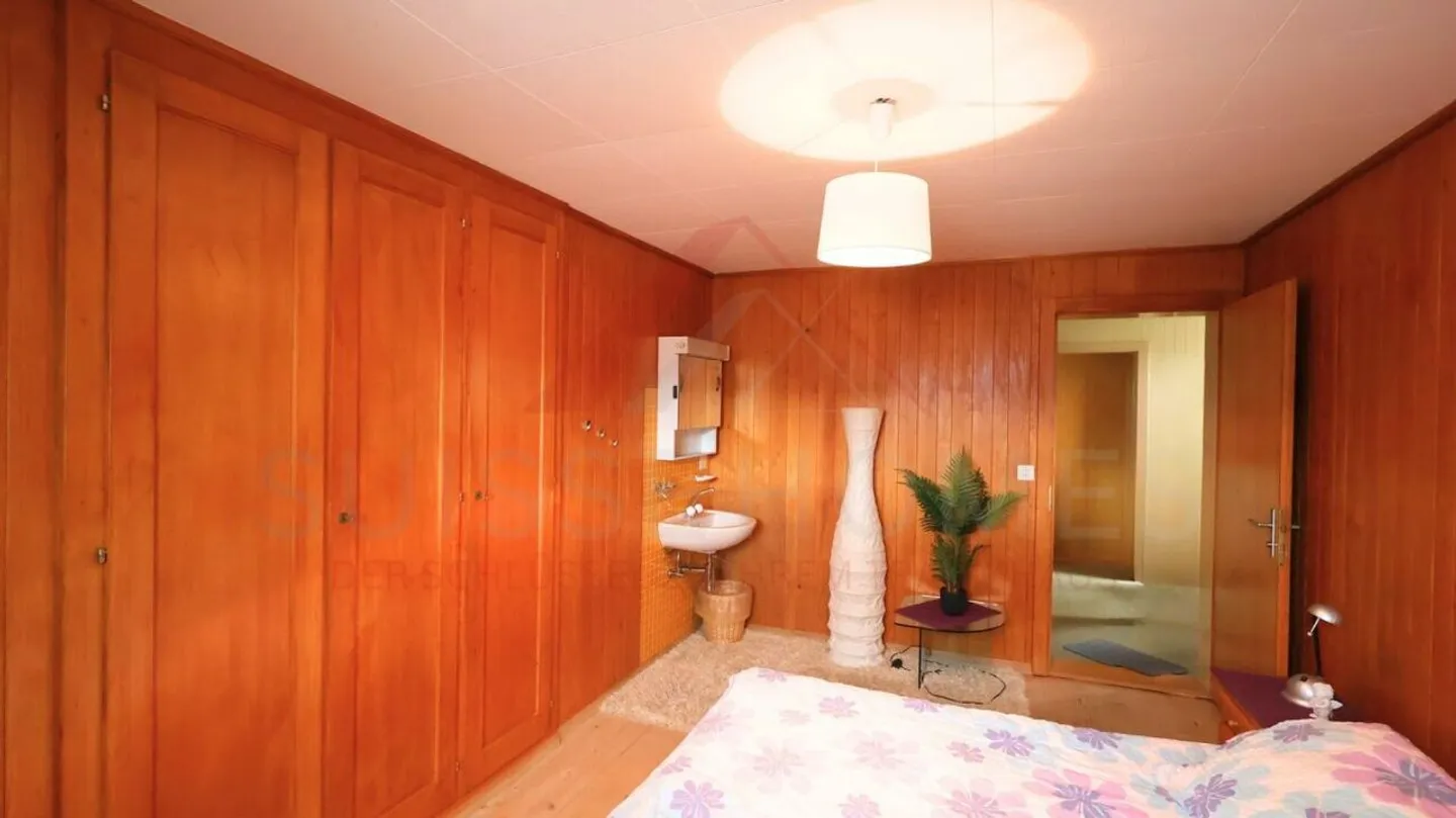 Bâtiment résidentiel et commercial attrayant avec restaurant et opportunités de développement à Plaffeien - Photo 22 sur 29