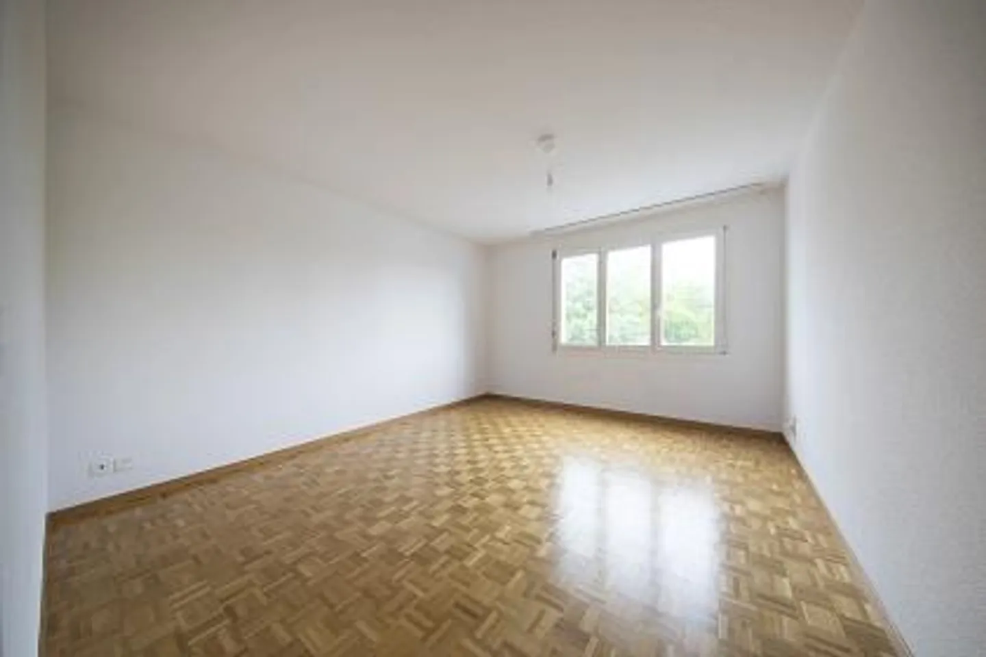 Spacious apartment - Photo 8 of 9