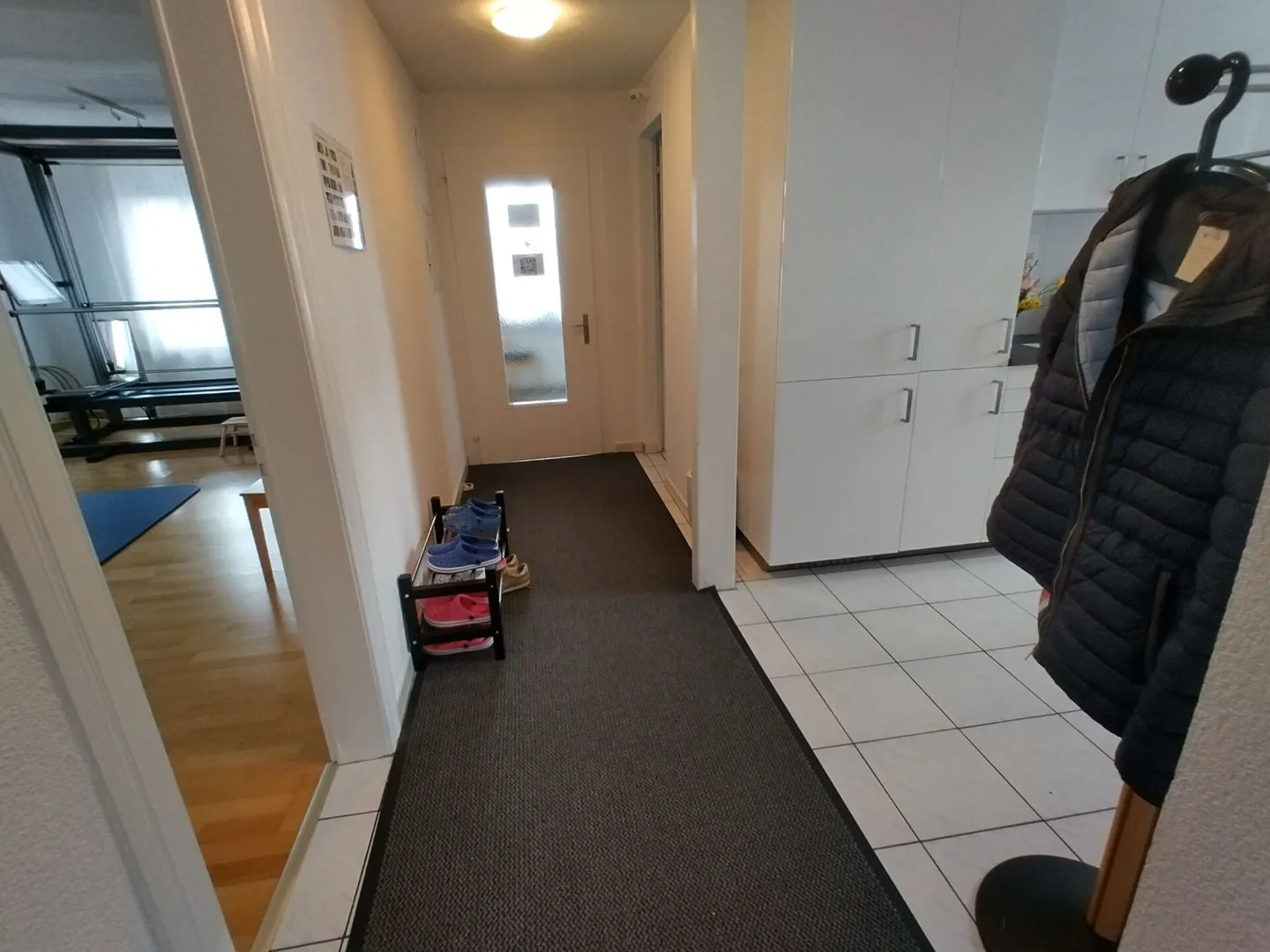 Appartement agréable de 4,5 pièces avec grande terrasse - Photo 5 sur 10