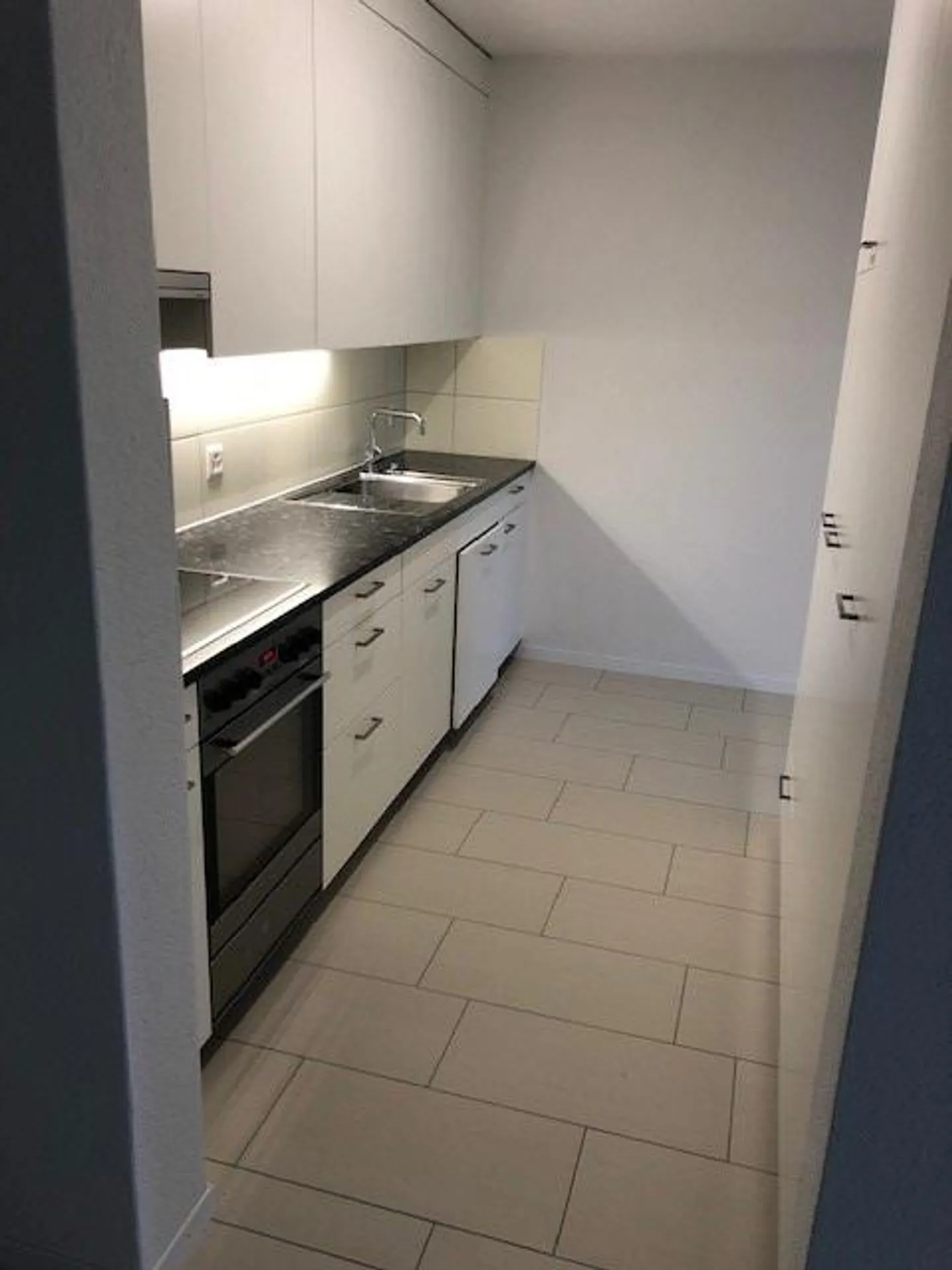Appartement en duplex lumineux recherché ? - Photo 2 sur 6