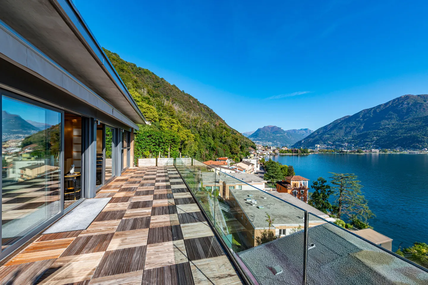 Triplex-Penthouse mit Privatpool und atemberaubendem Blick - Foto 1 von 12