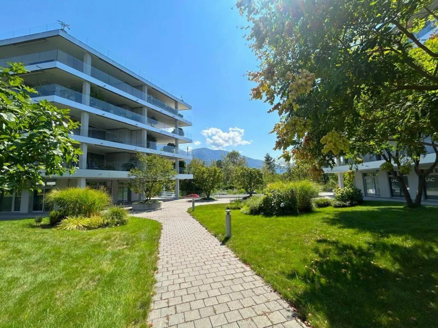Locarno: Modern 2,5 Zimmer - Residenza Parcolago - Foto 5 von 9