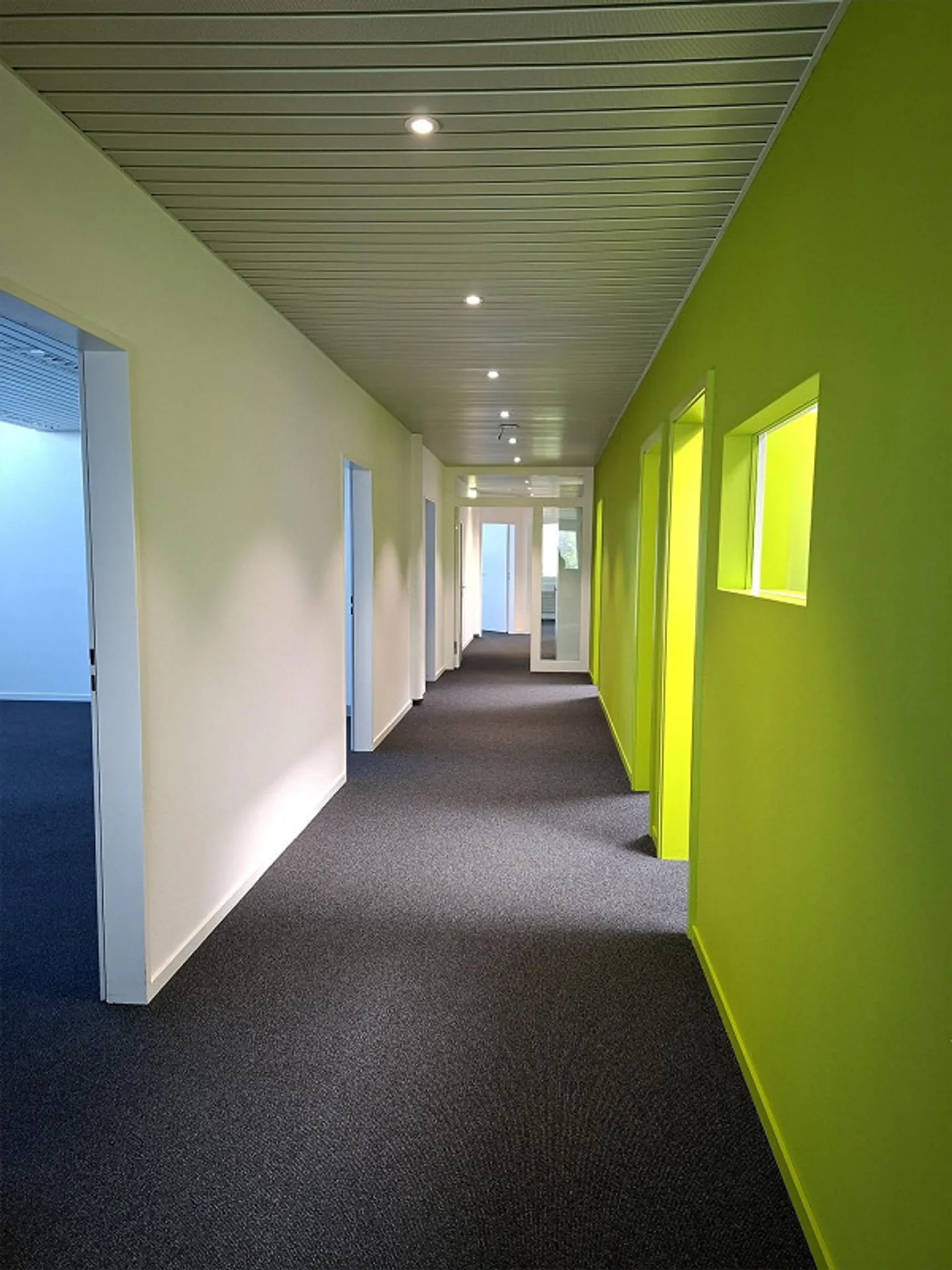Office / Commercial Space in the East of Weinfelden - Photo 3 of 12
