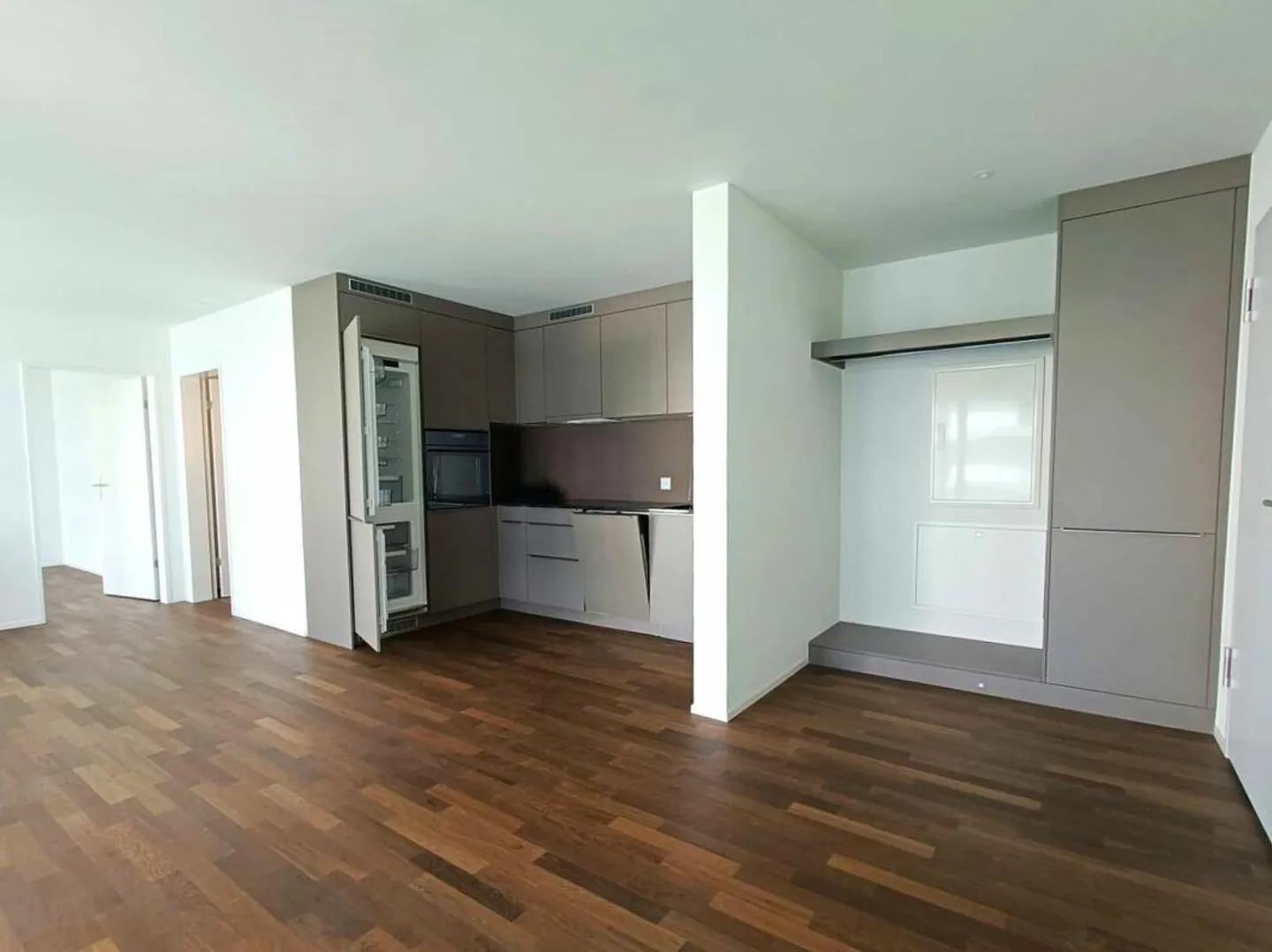 Locarno: Modern 2,5 Zimmer - Residenza Parcolago - Foto 8 von 9