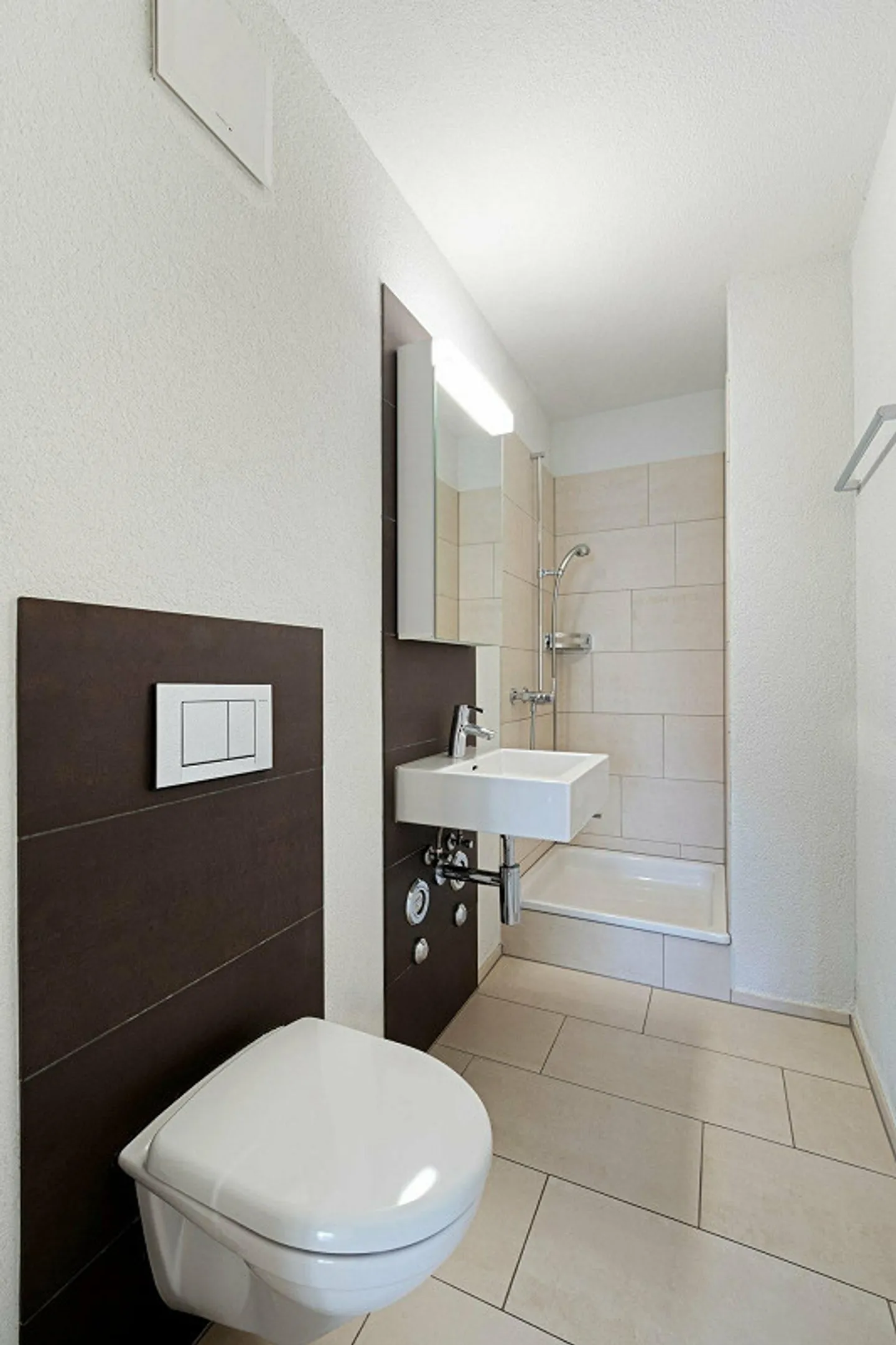 Moderne Wohnung mit Garten - Foto 3 von 5