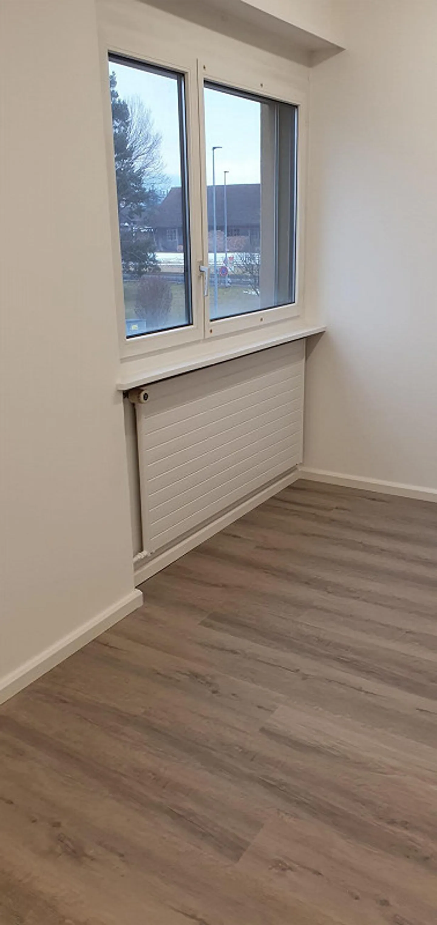 Renovierter Büroraum in ruhiger Lage - Foto 4 von 4