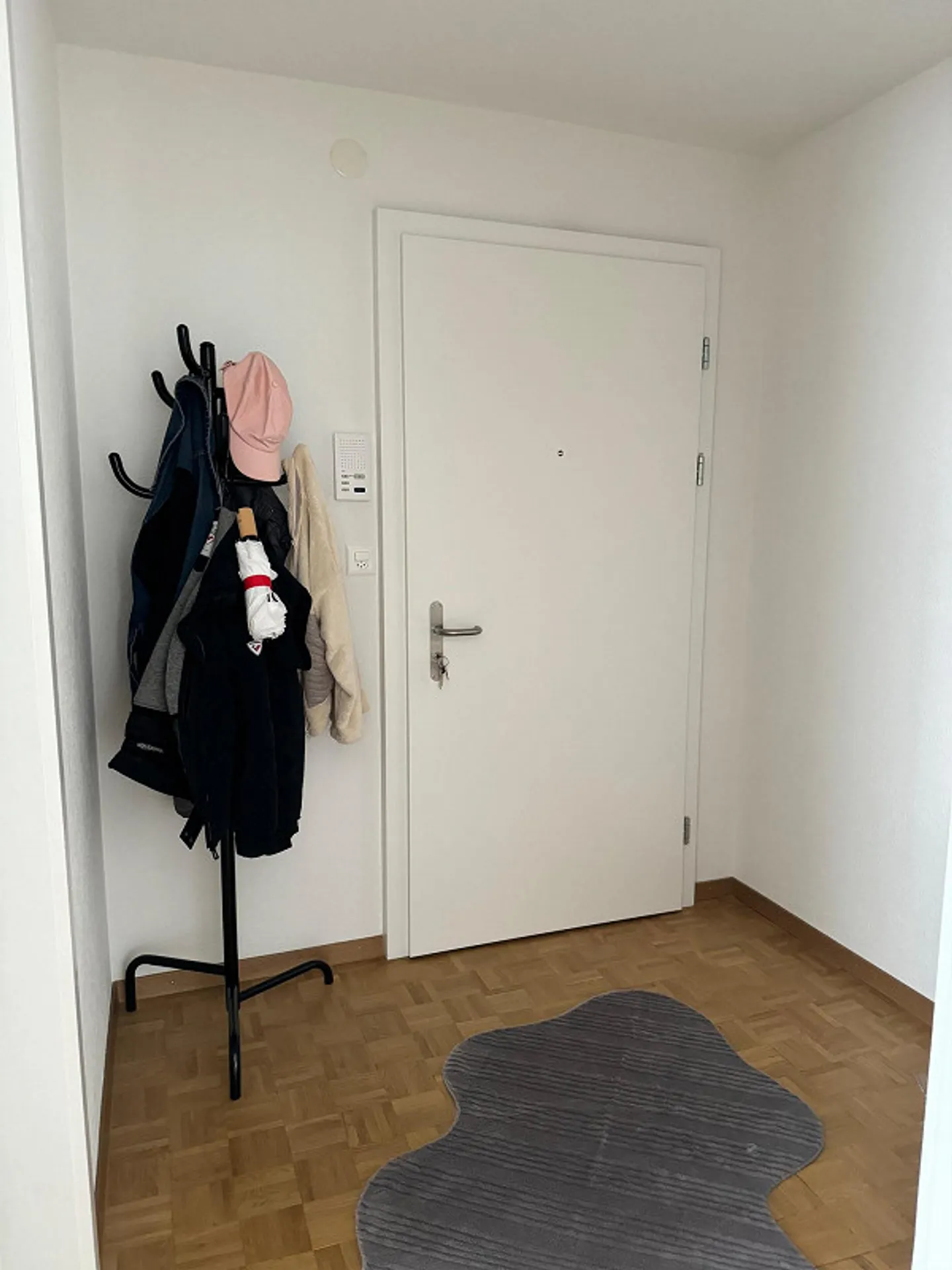 1-room apartment in the city center - Photo 4 of 5