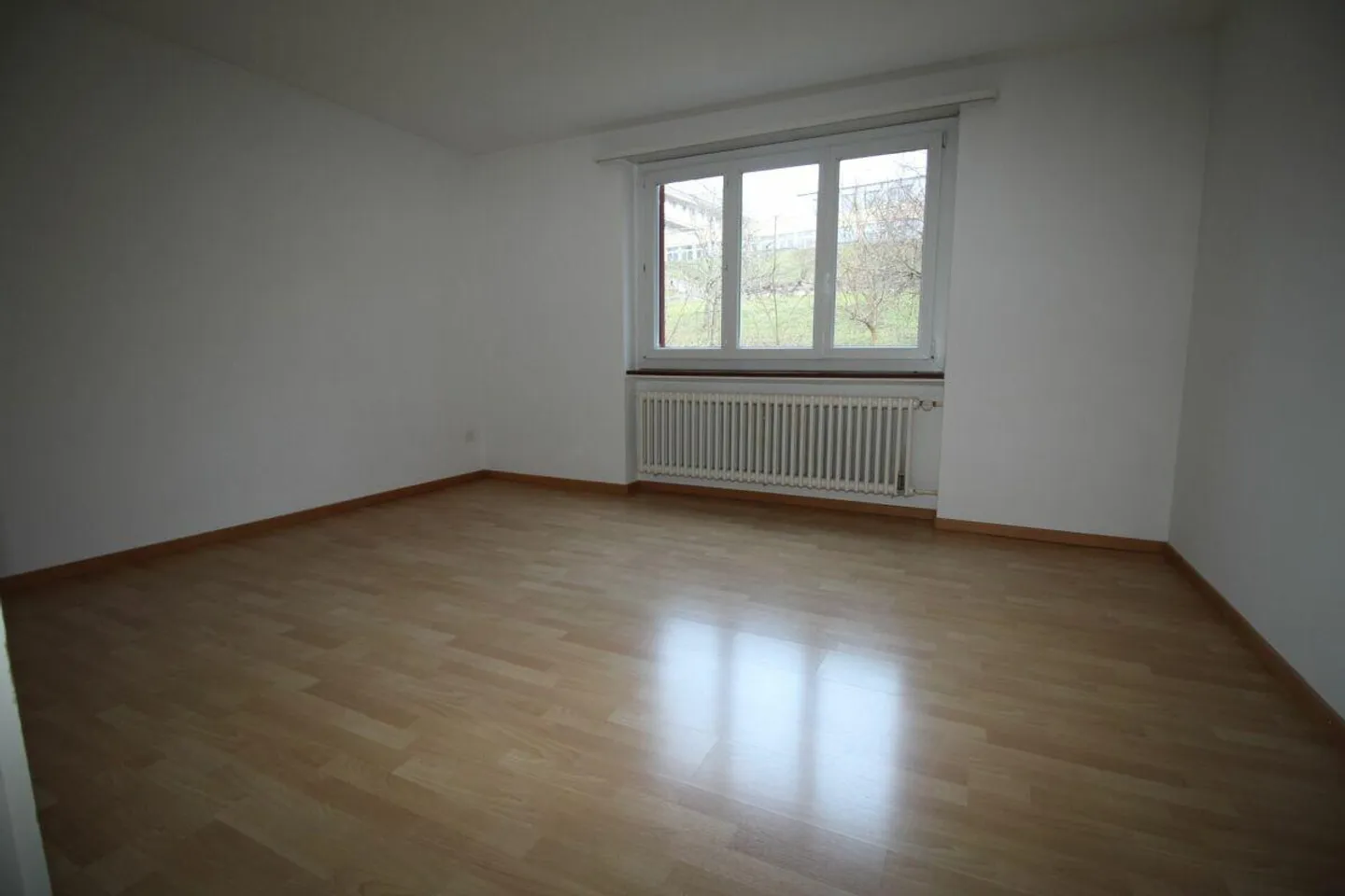 Incantevole appartamento di 4,5 locali vicino alla città - Foto 4 di 8