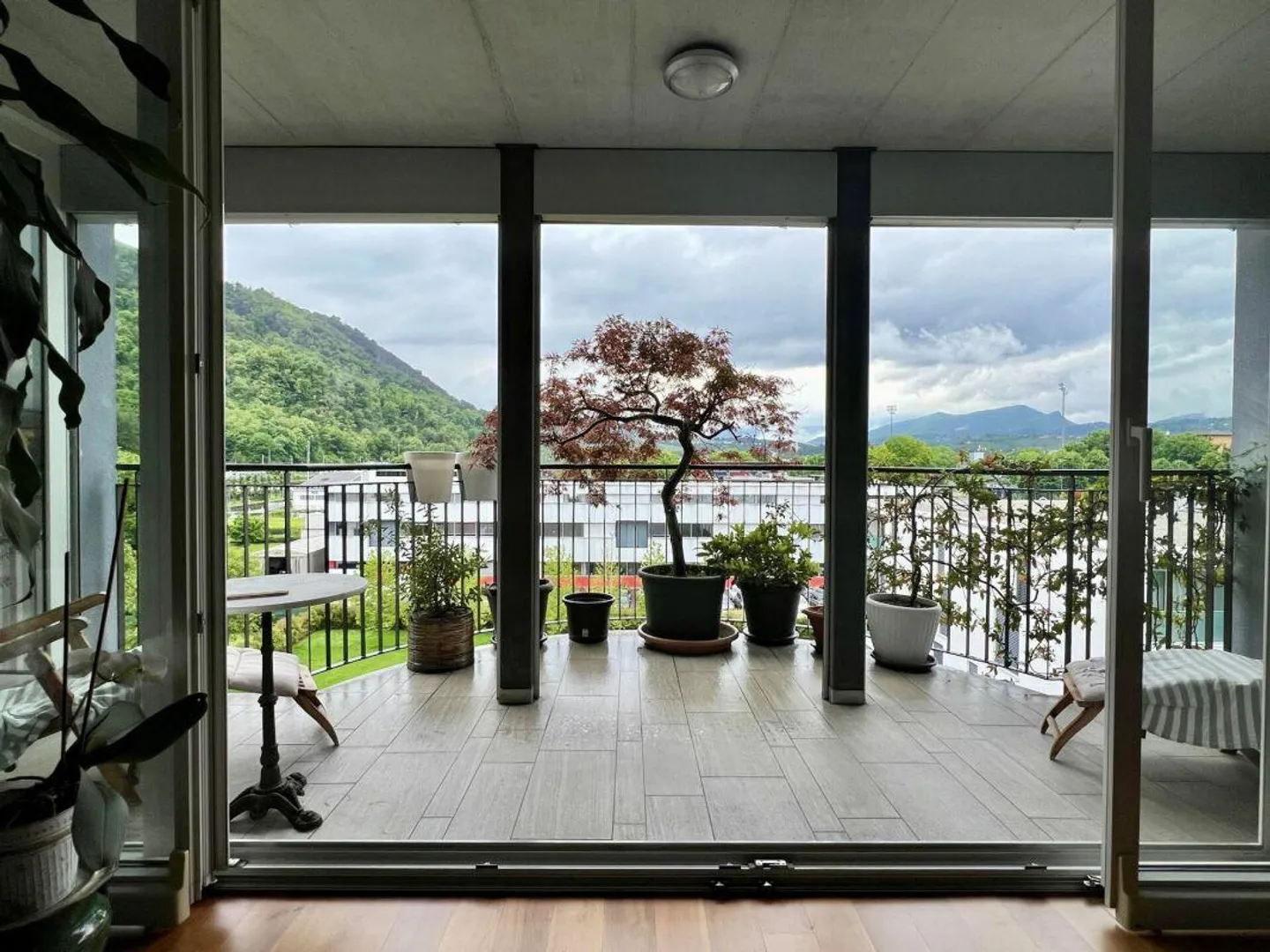 Spacious and elegant 270 sqm apartment, top floor - Photo 1 of 15