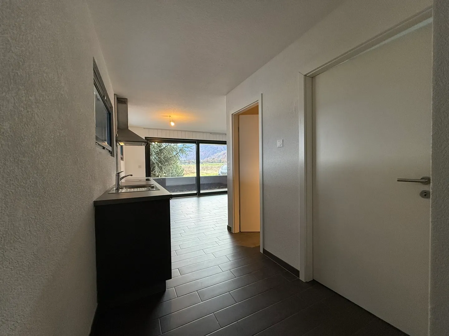 2,5 Zimmer Parterre - Foto 5 di 7