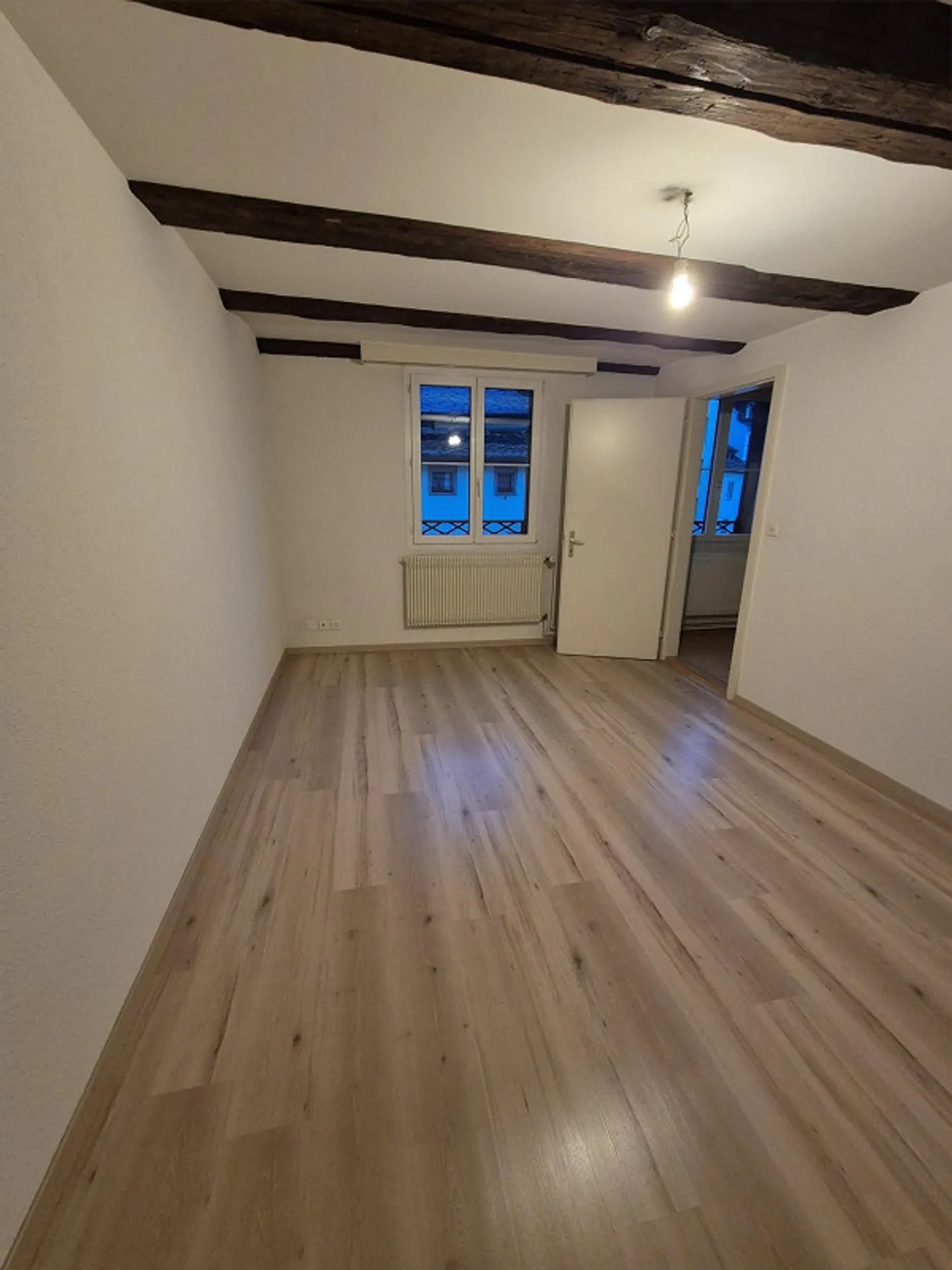 Incantevole appartamento in posizione centrale a Schaffhausen - Foto 7 di 11