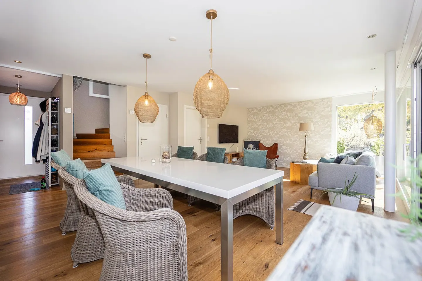 Maison individuelle exclusive avec grand terrain et piscine - Photo 7 sur 13