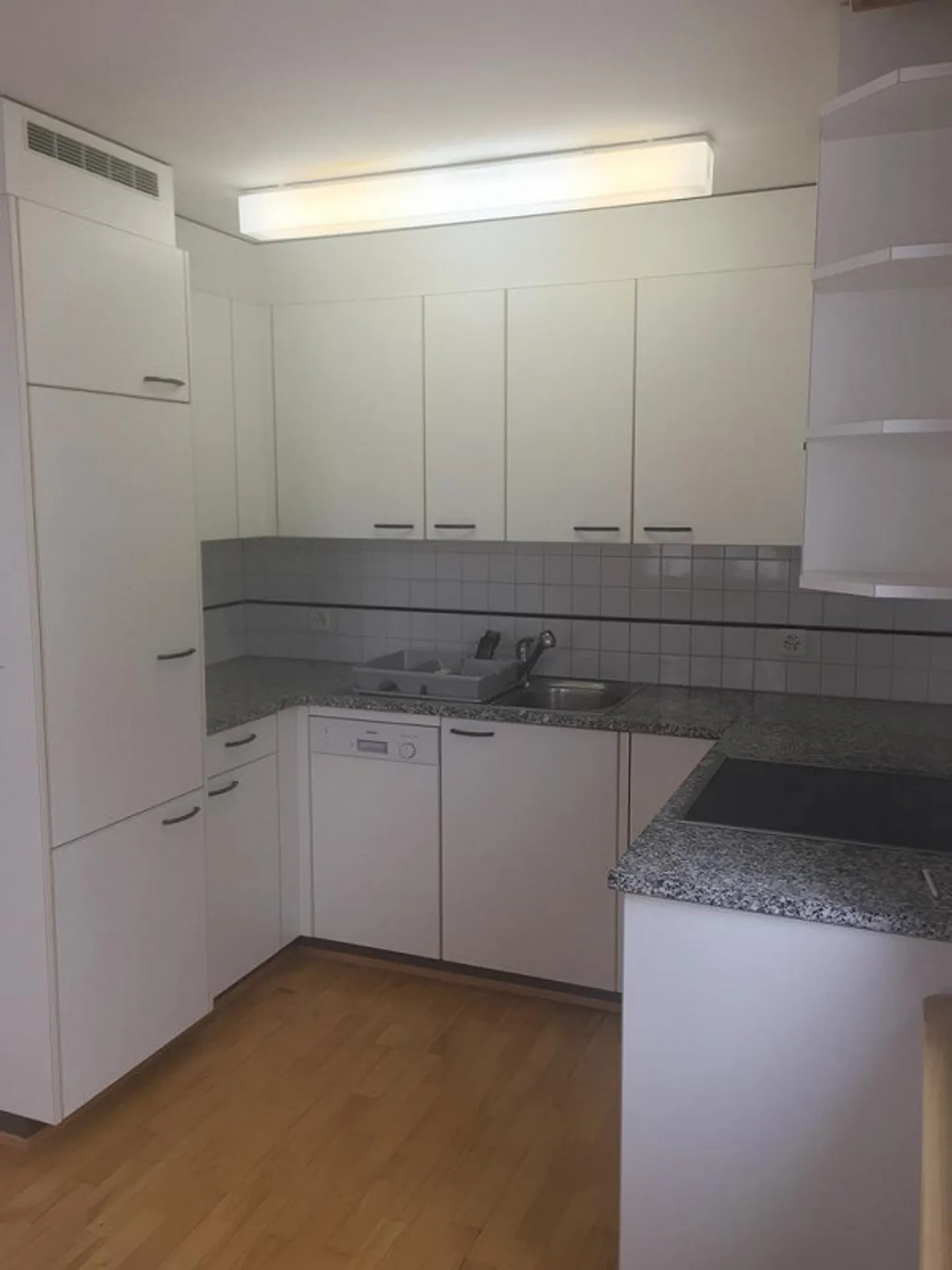 2.5 Room Apartment in a Quiet Location - Photo 2 of 7