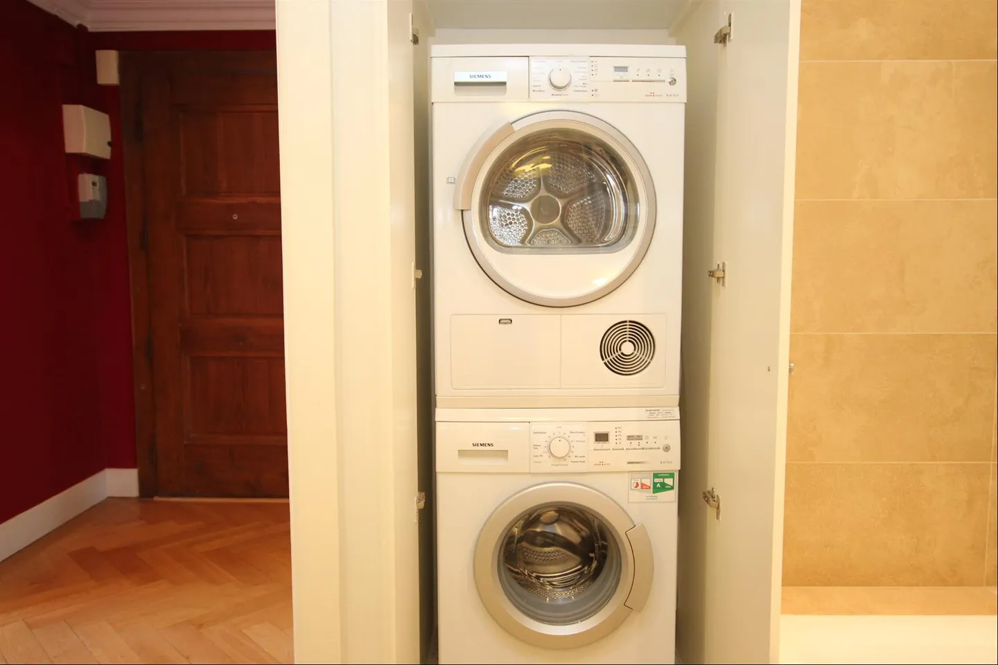 Stilvolles 4-Zimmer-Apartment in Malagnou - Foto 8 von 8