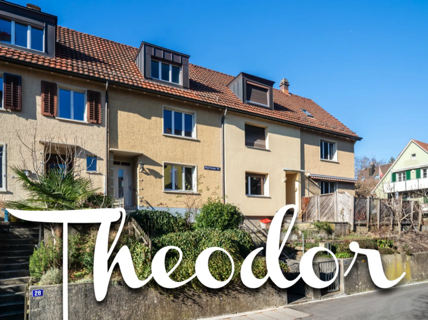 Charmante maison de milieu de 5,5 pièces avec potentiel dans un emplacement prisé - Photo 1 sur 24