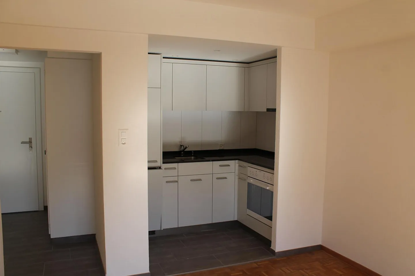 Living by the Old Rhine - Photo 3 of 6