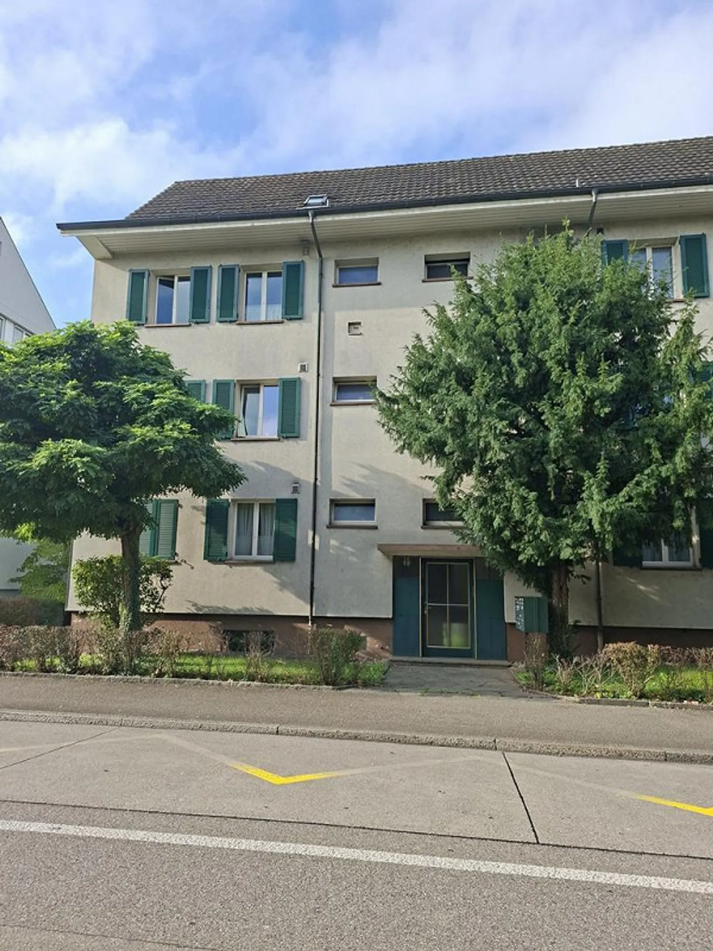 Central 2-room apartment on the raised ground floor with balcony - Photo 8 of 9