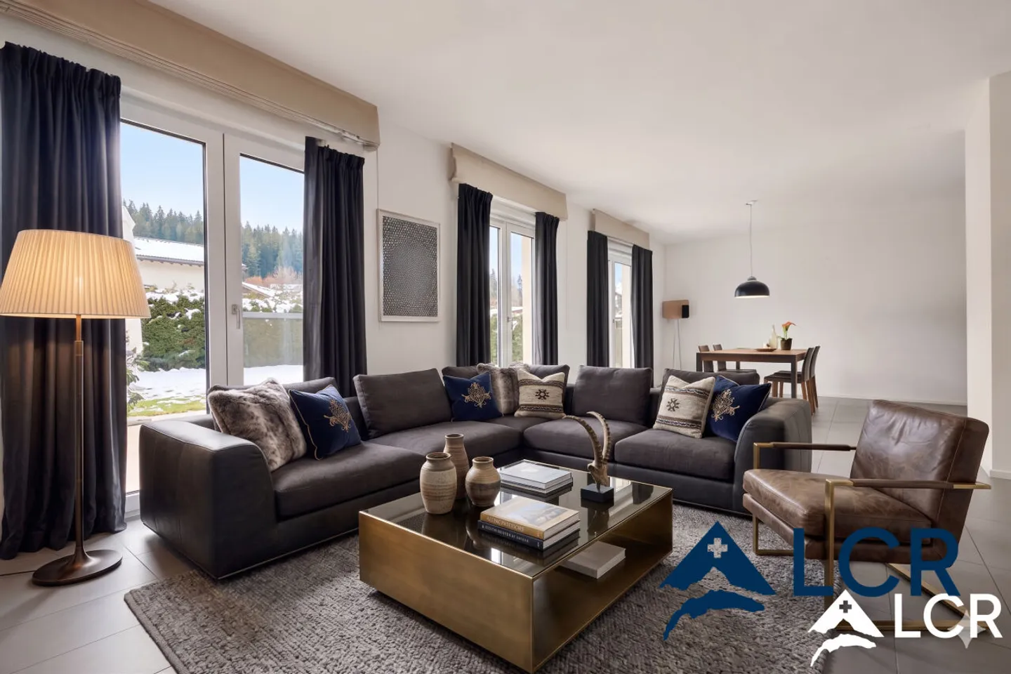 Magnifique villa de 5,5 pièces avec jardin - Photo 2 sur 9