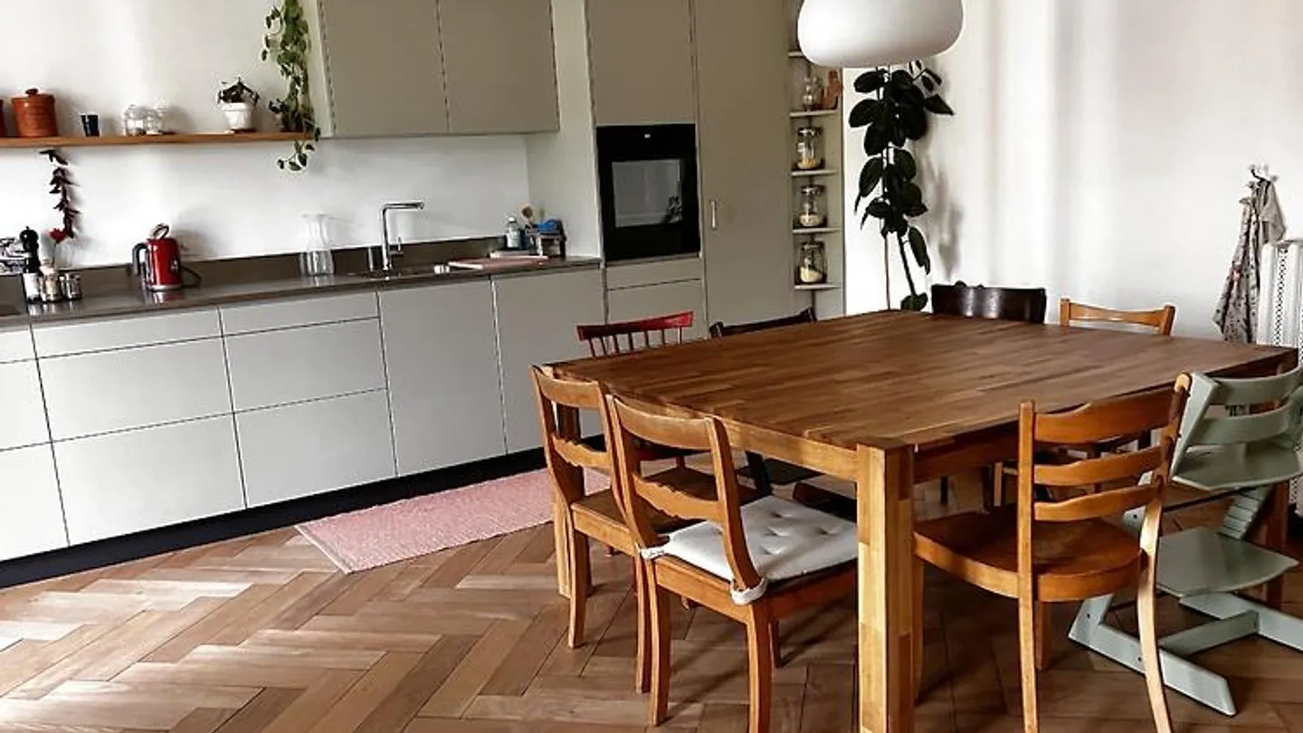 APPARTEMENT 2½ PIÈCES À BERNE - MATTENHOF, MEUBLÉ, TEMPORAIRE - Photo 2 sur 9