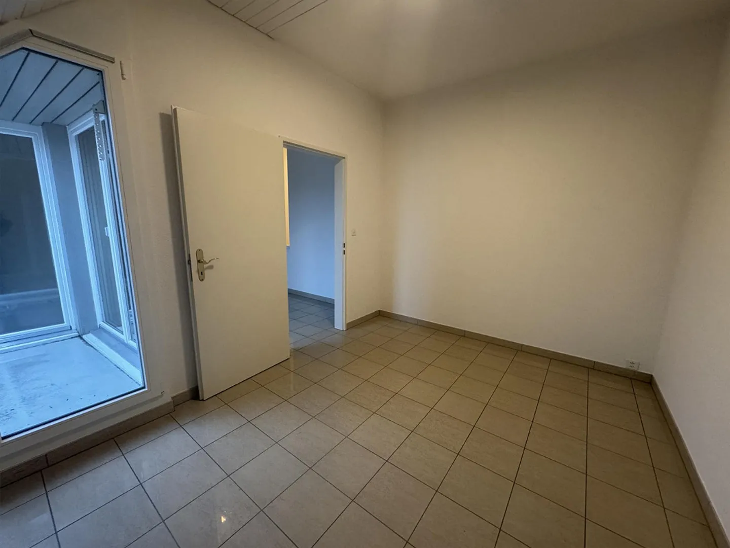 Charmante Wohnung mit Balkon - Foto 7 von 9