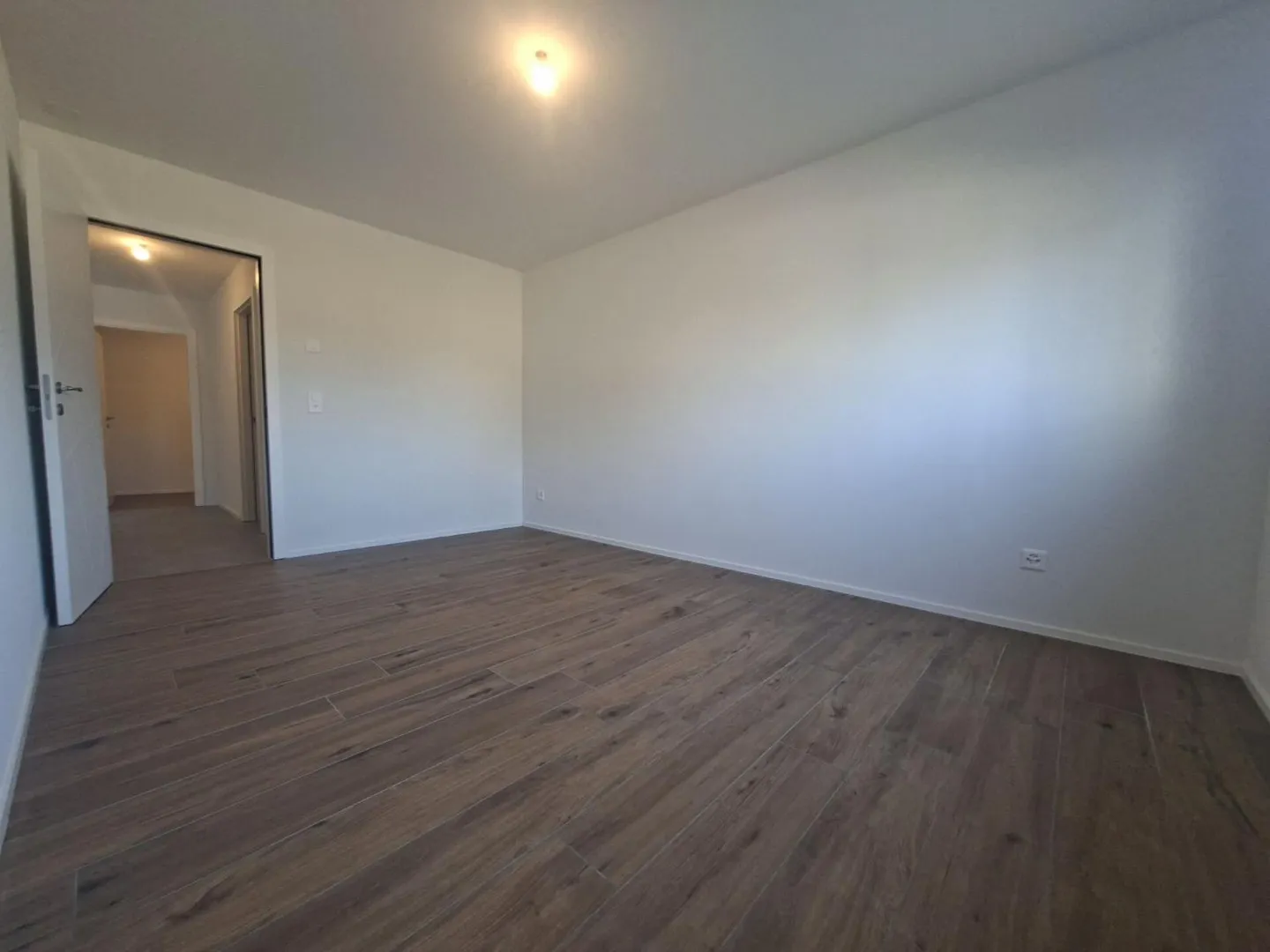 Modernes Erdgeschoss-Apartment - Foto 4 von 10