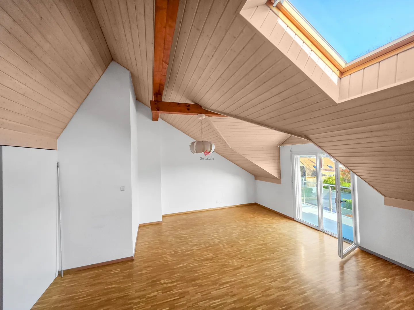 condominium - Photo 2 of 15